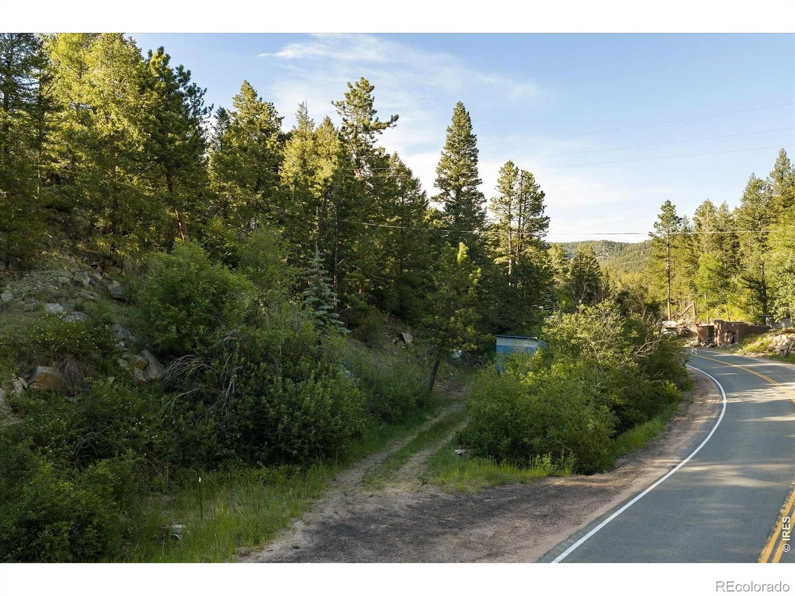 10763 Twin Spruce Road Golden CO 80403 | MLS #RECIR1062966 06282026173456 1600 31