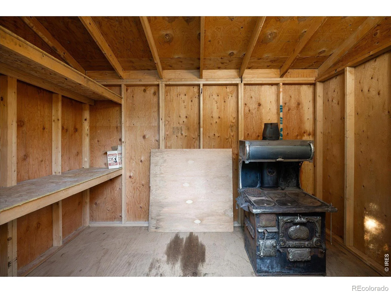 10763 Twin Spruce Road Golden CO 80403 | MLS #RECIR1062966 06282026173456 1600 33