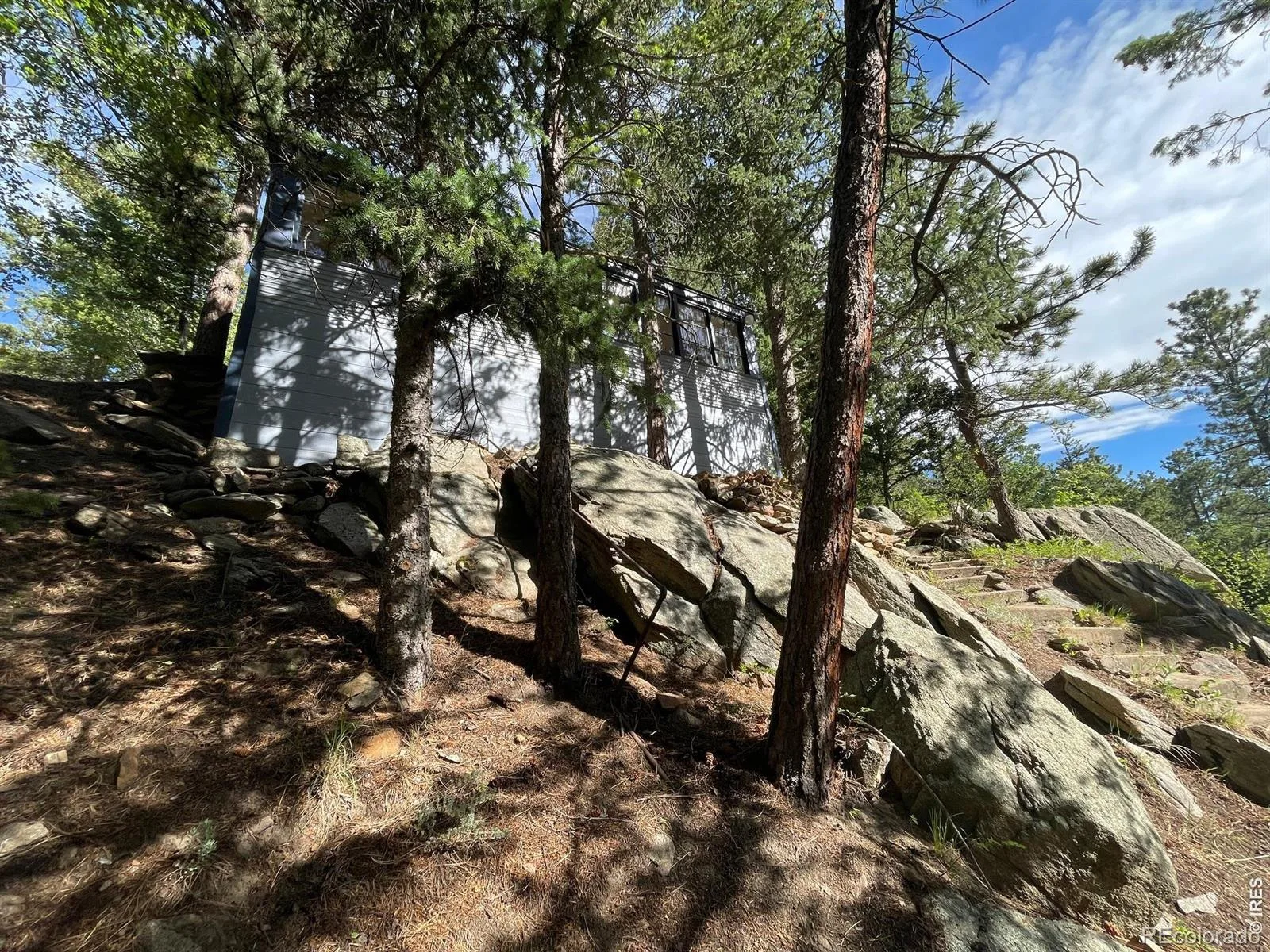 10763 Twin Spruce Road Golden CO 80403 | MLS #RECIR1062966 06282026173456 1600 7