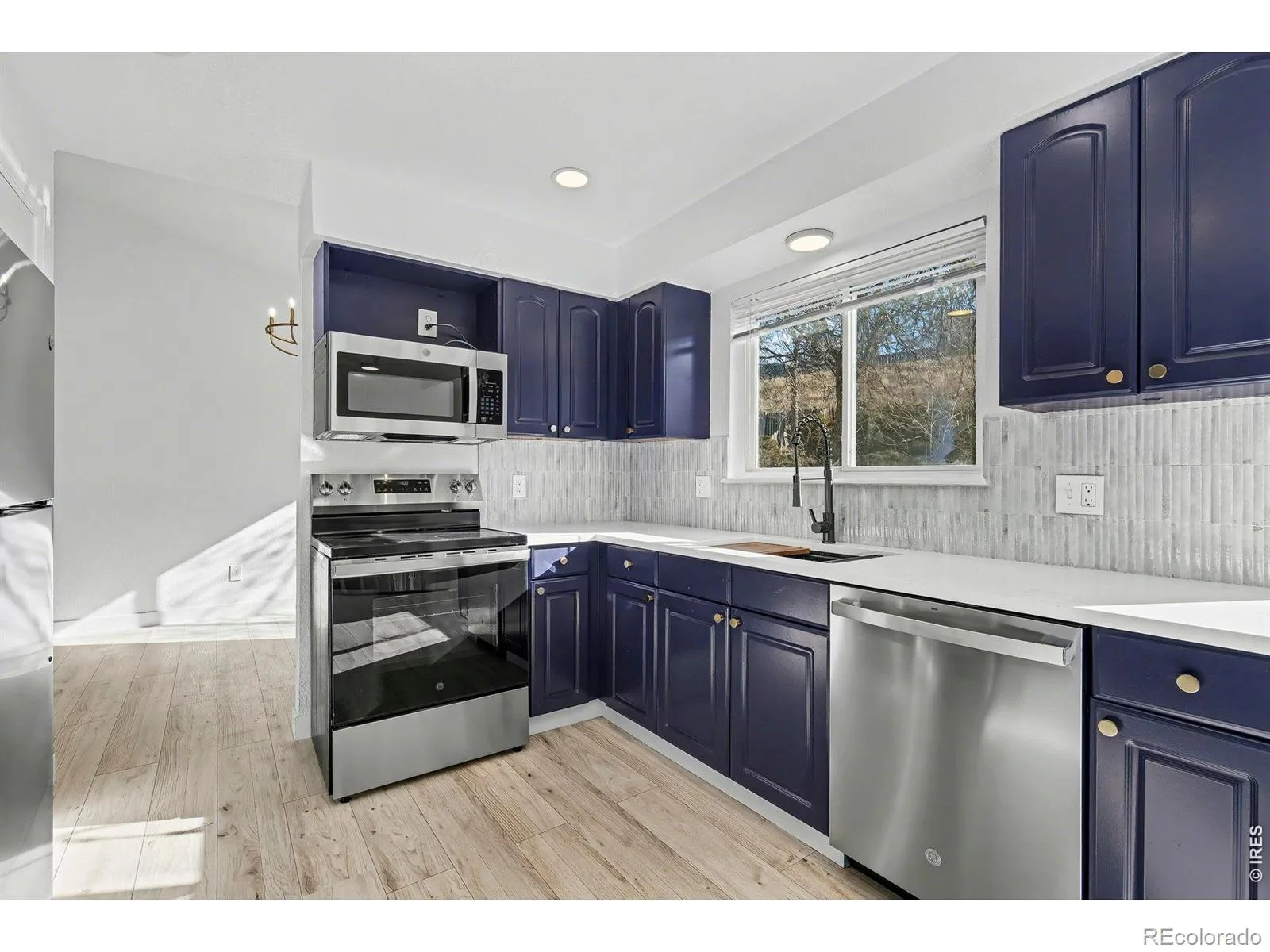 3174 W 11th Ave Dr Broomfield CO 80020 | MLS #RECIR1063054 07092026130720 1600 20