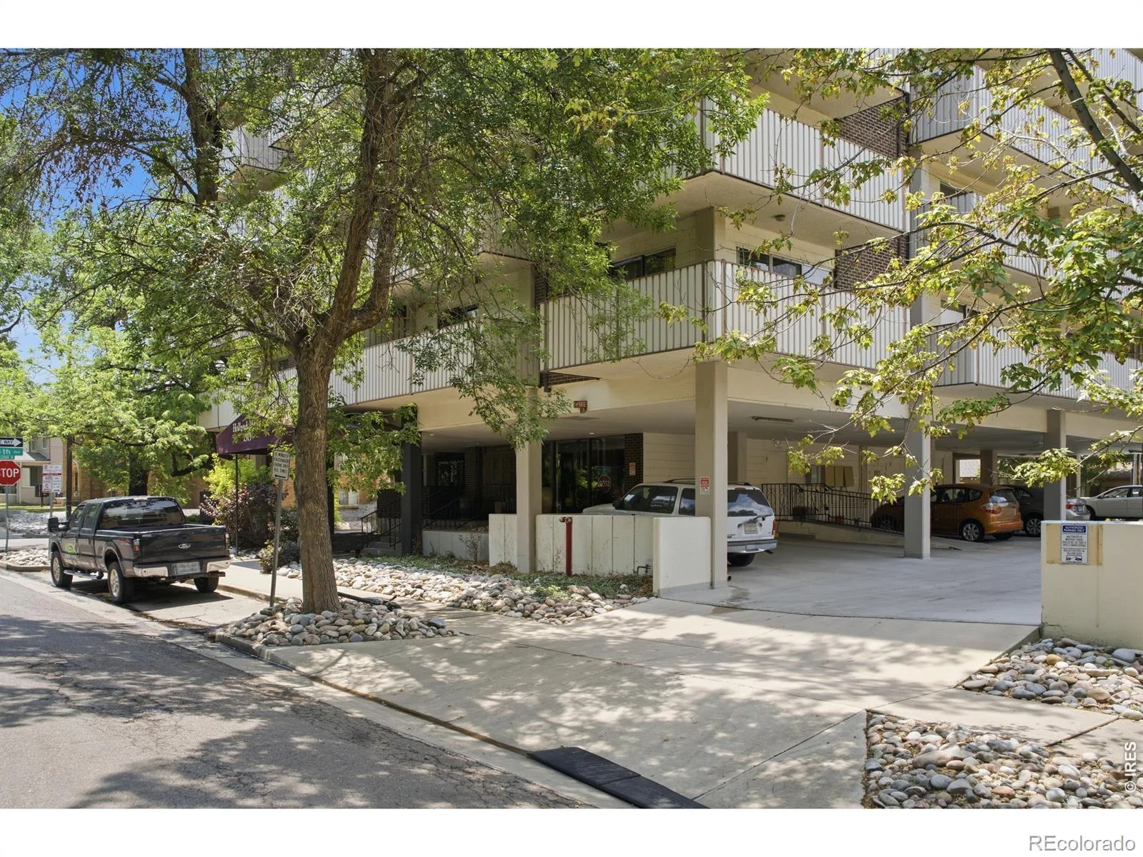 1313 Steele Street #606 Denver CO 80206 MLS #RECIR1063061 06302026170652 1600 37