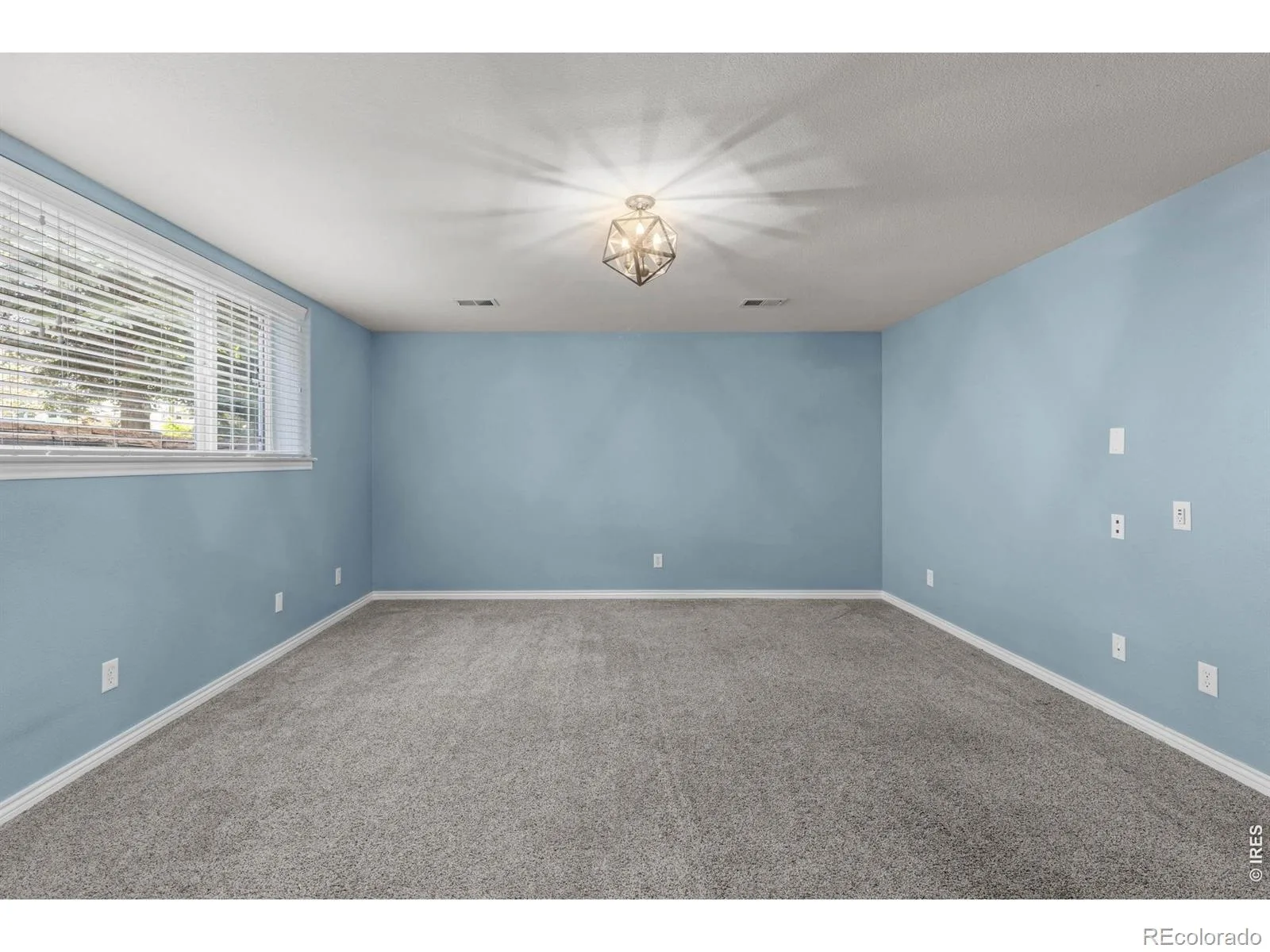 510 Noel Avenue Longmont CO 80501 | MLS #RECIR1063111 07012026014644 1600 30