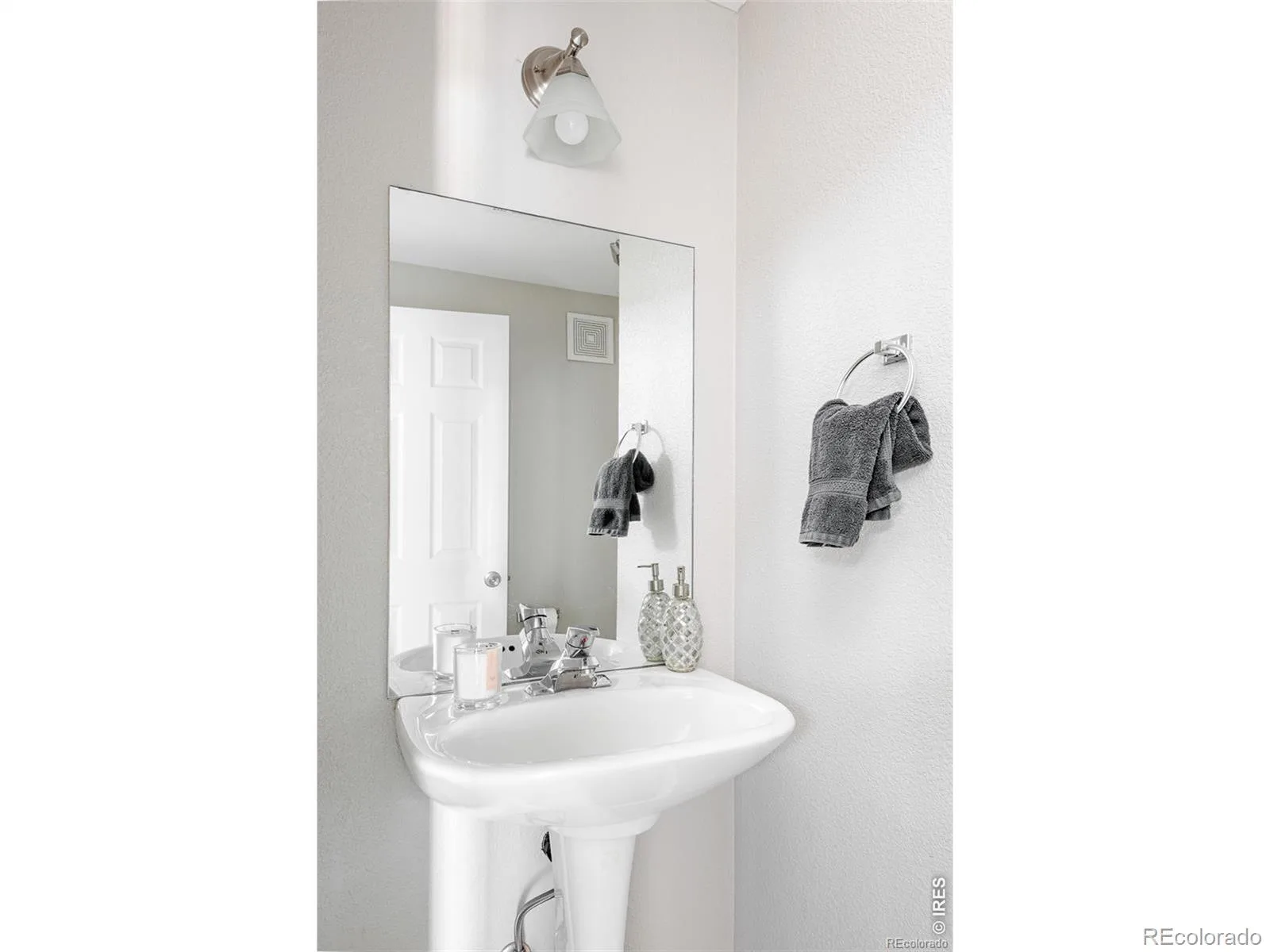 1509 S Florence Court #209 Aurora CO 80247 MLS #RECIR1063216 07022026174117 1600 6