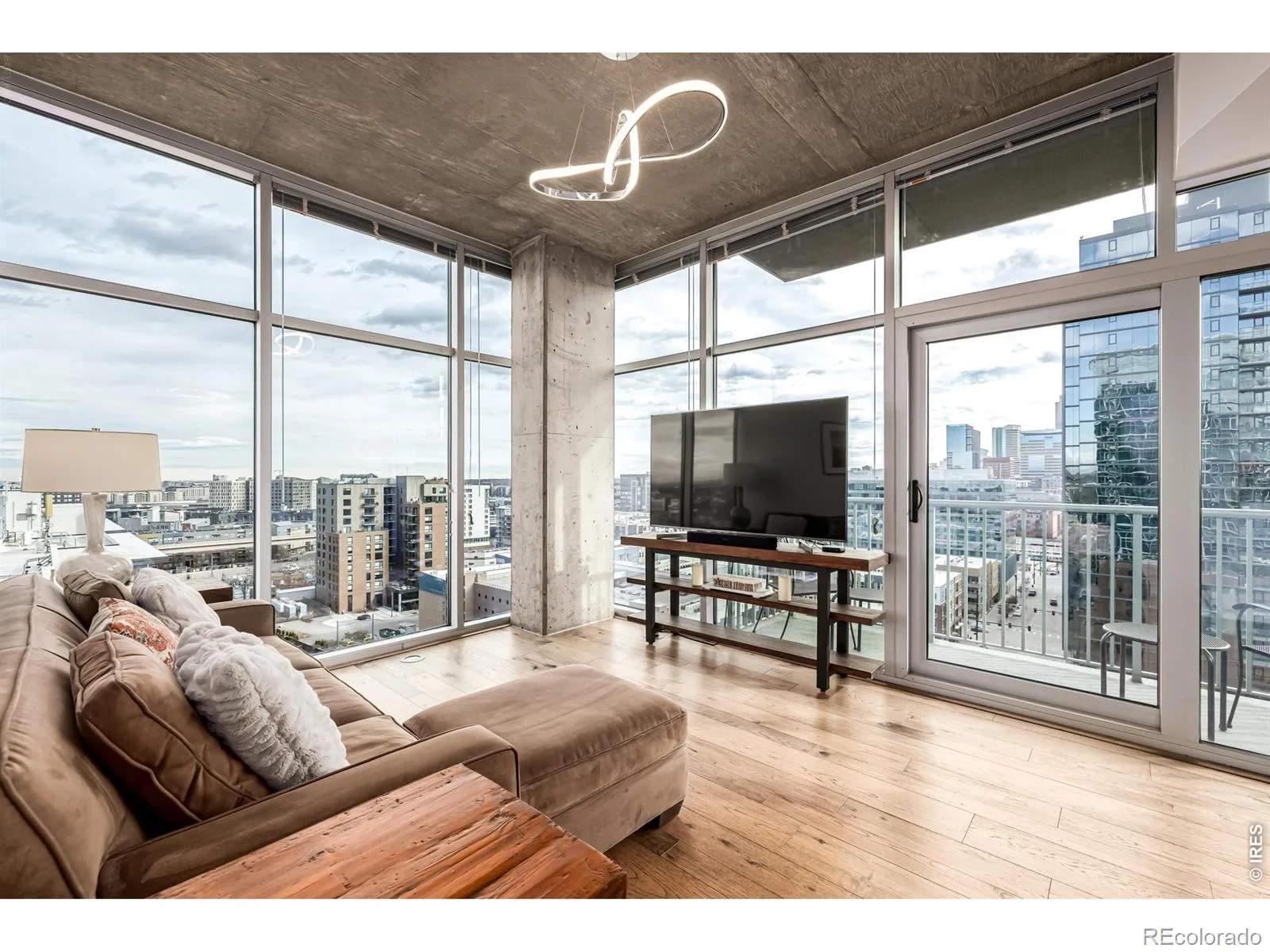 1700 Bassett Street #1412 Denver CO 80202 MLS #RECIR1063261 07022026224534 1600 4