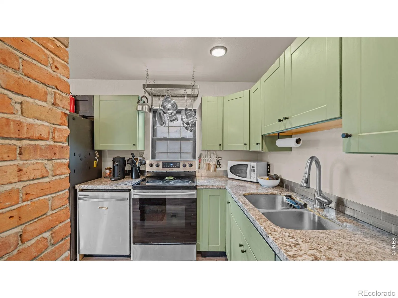 740 Depew Street Lakewood CO 80214 | MLS #REC3875374 07042026002622 1600 10