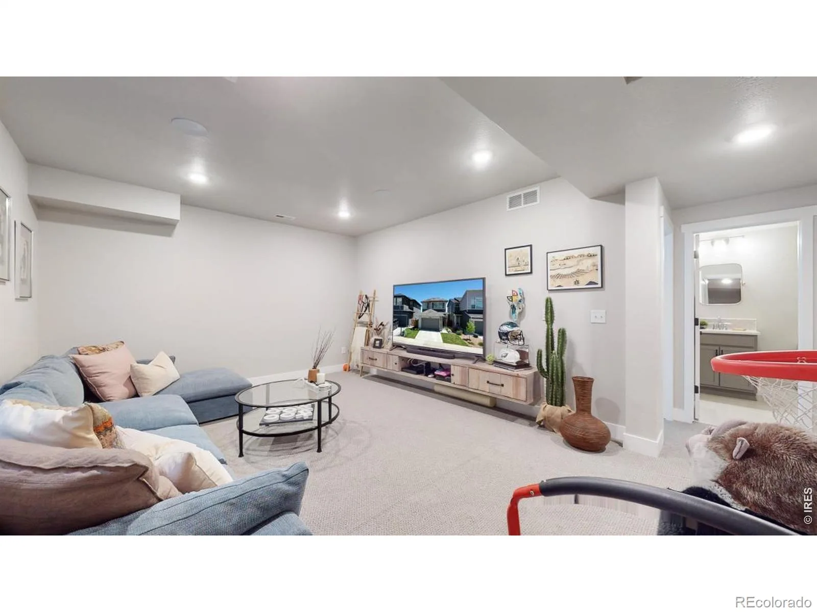 6896 Canosa Street Denver CO 80221 | MLS #RECIR1063310 08062026145215 1600 40