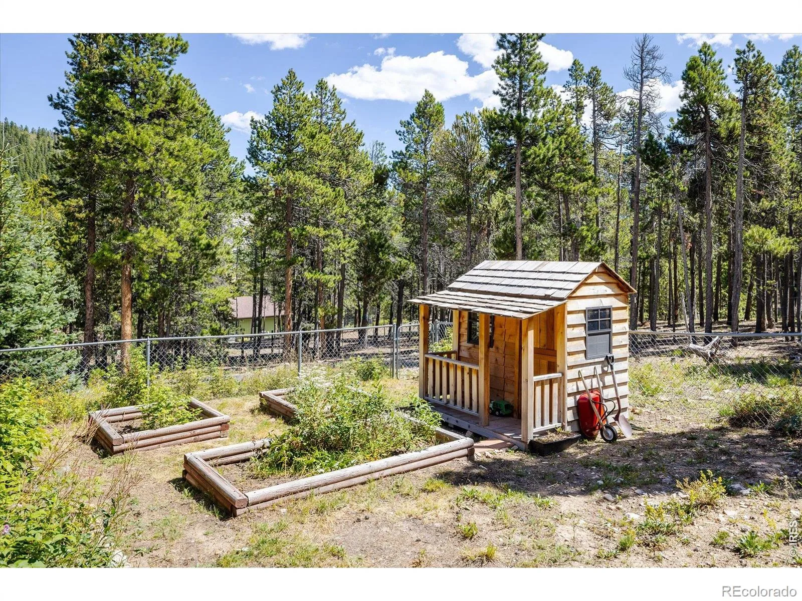 10212 Dowdle Drive Golden CO 80403 | MLS #RECIR1063341 08292026195732 1600 22