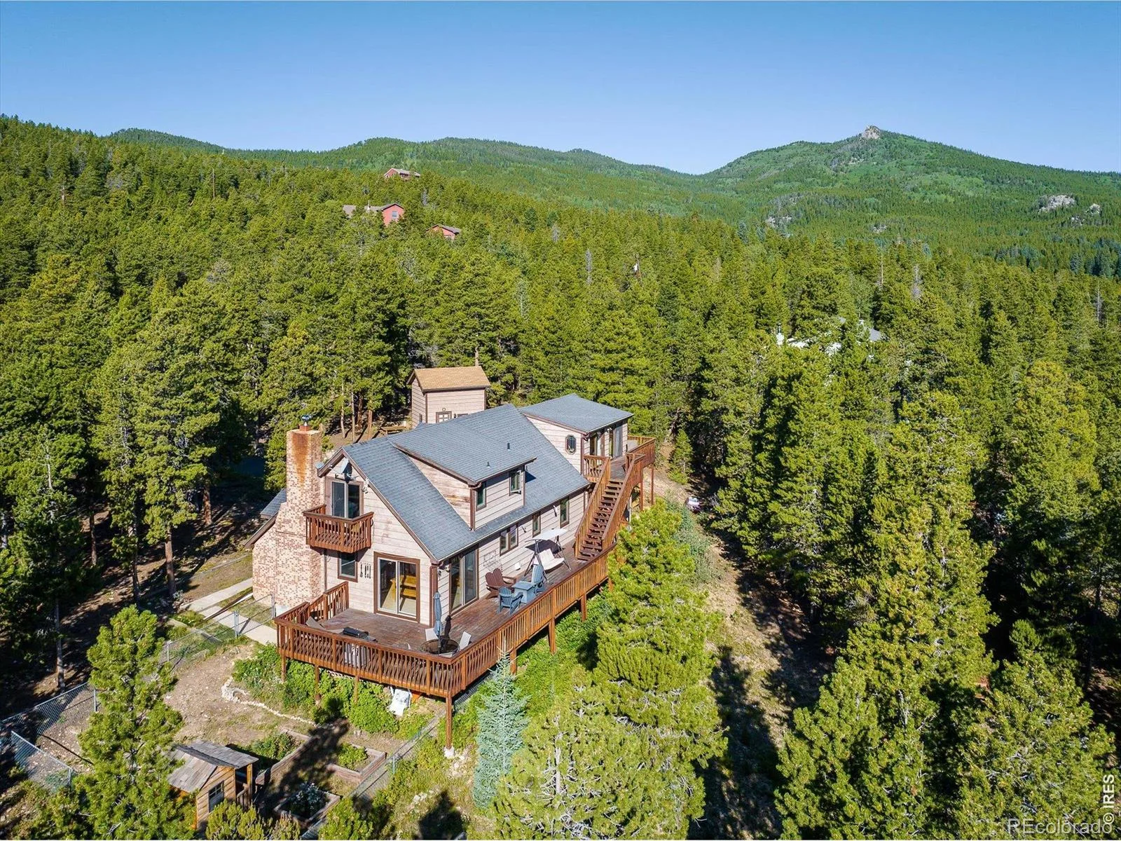 10212 Dowdle Drive Golden CO 80403 | MLS #RECIR1063341 08292026195732 1600 4