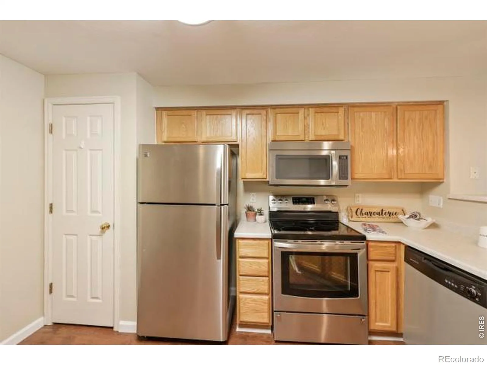 1137 W 112th Avenue #C Westminster CO 80234 | MLS #RECIR1063362 07042026201403 1600 13