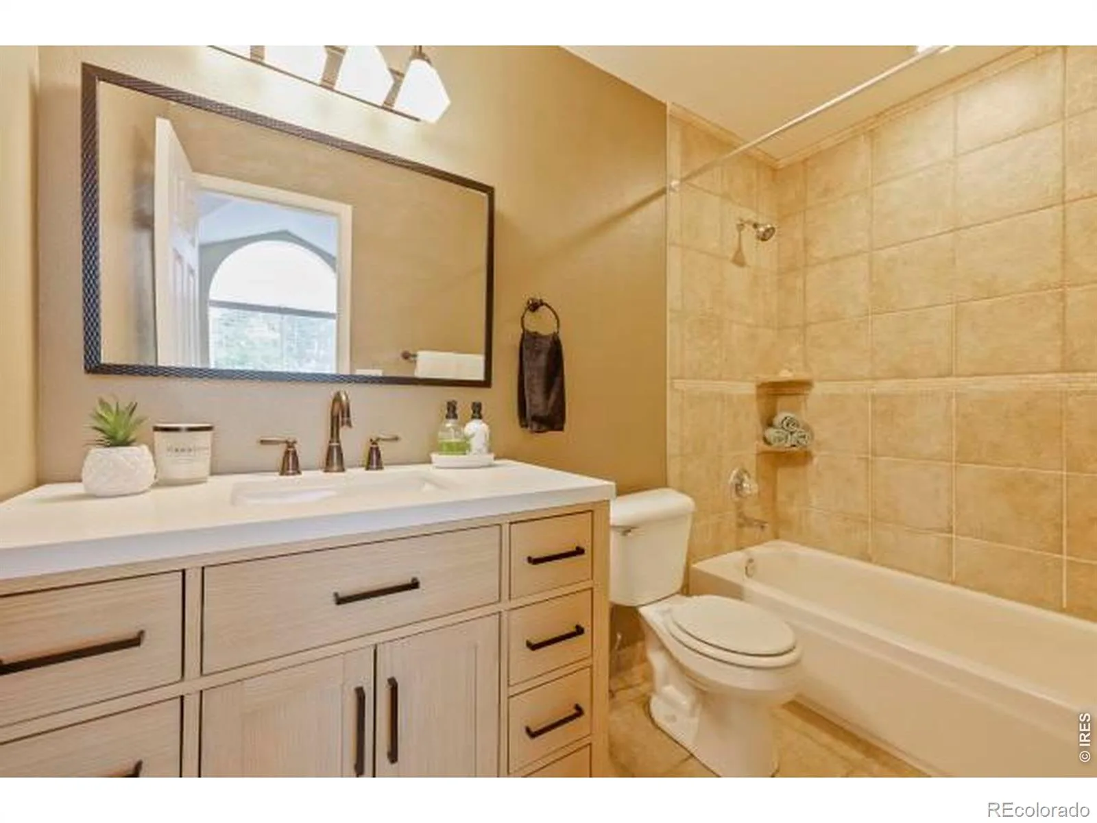 1137 W 112th Avenue #C Westminster CO 80234 | MLS #RECIR1063362 07042026201403 1600 28