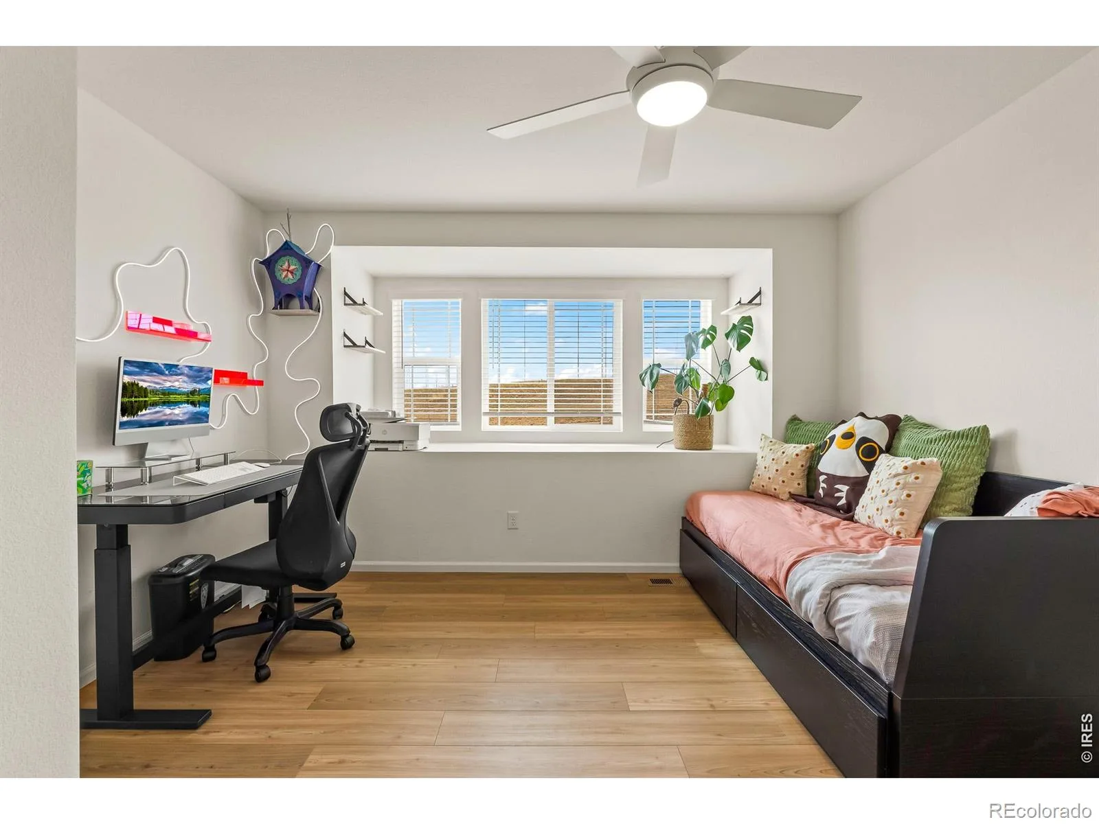 17563 W 93rd Place Arvada CO 80007 MLS #RECIR1063386 07062026124232 1600 34