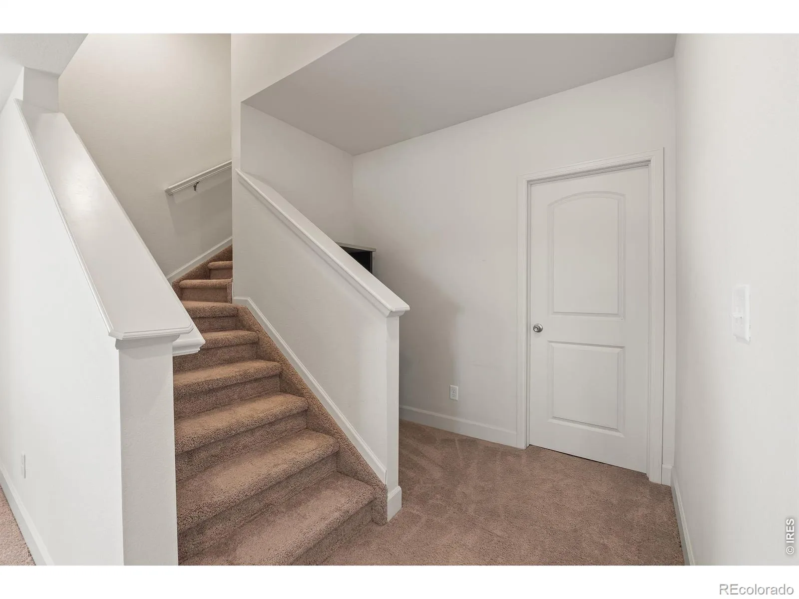 17563 W 93rd Place Arvada CO 80007 MLS #RECIR1063386 07062026124232 1600 39