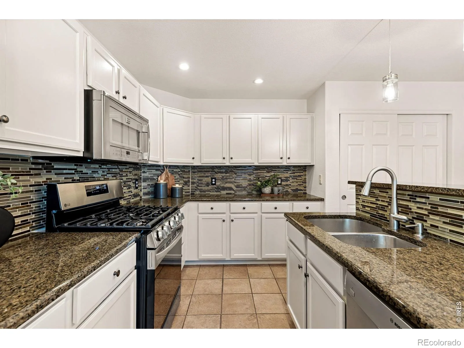 434 Pinewood Circle Lafayette CO 80026 | MLS #RECIR1063411 07242026213839 1600 10