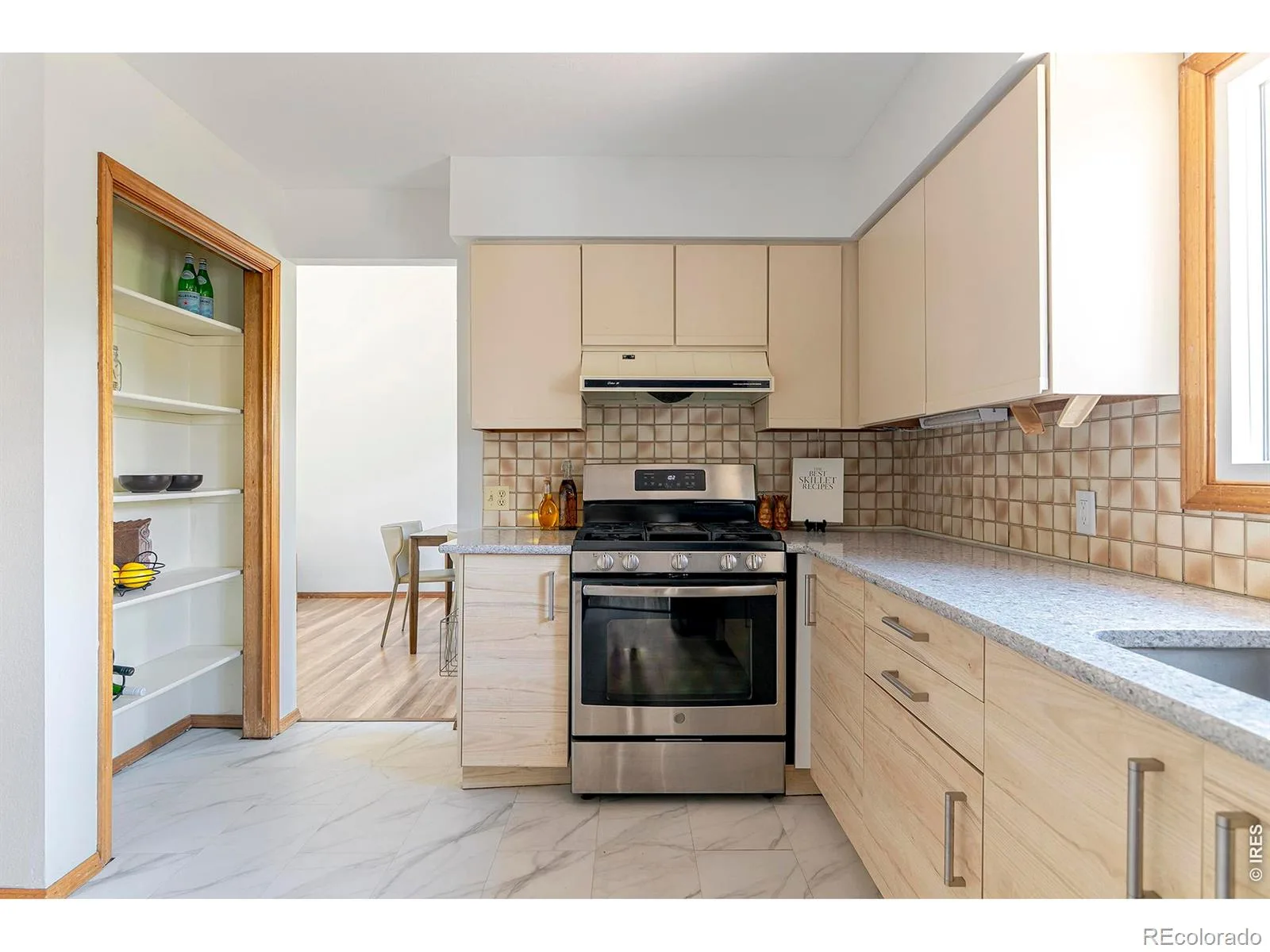 1901 Red Cloud Road Longmont CO 80504 | MLS #RECIR1063472 08172026175641 1600 12