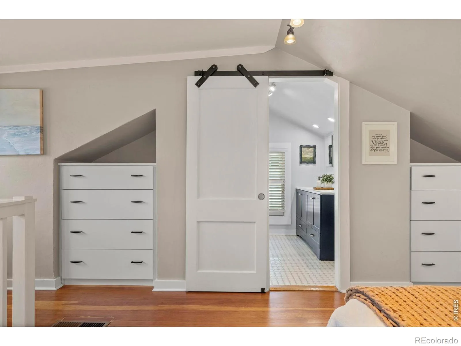 2257 Ivanhoe Street Denver CO 80207 MLS #RECIR1063484 07072026160013 1600 15