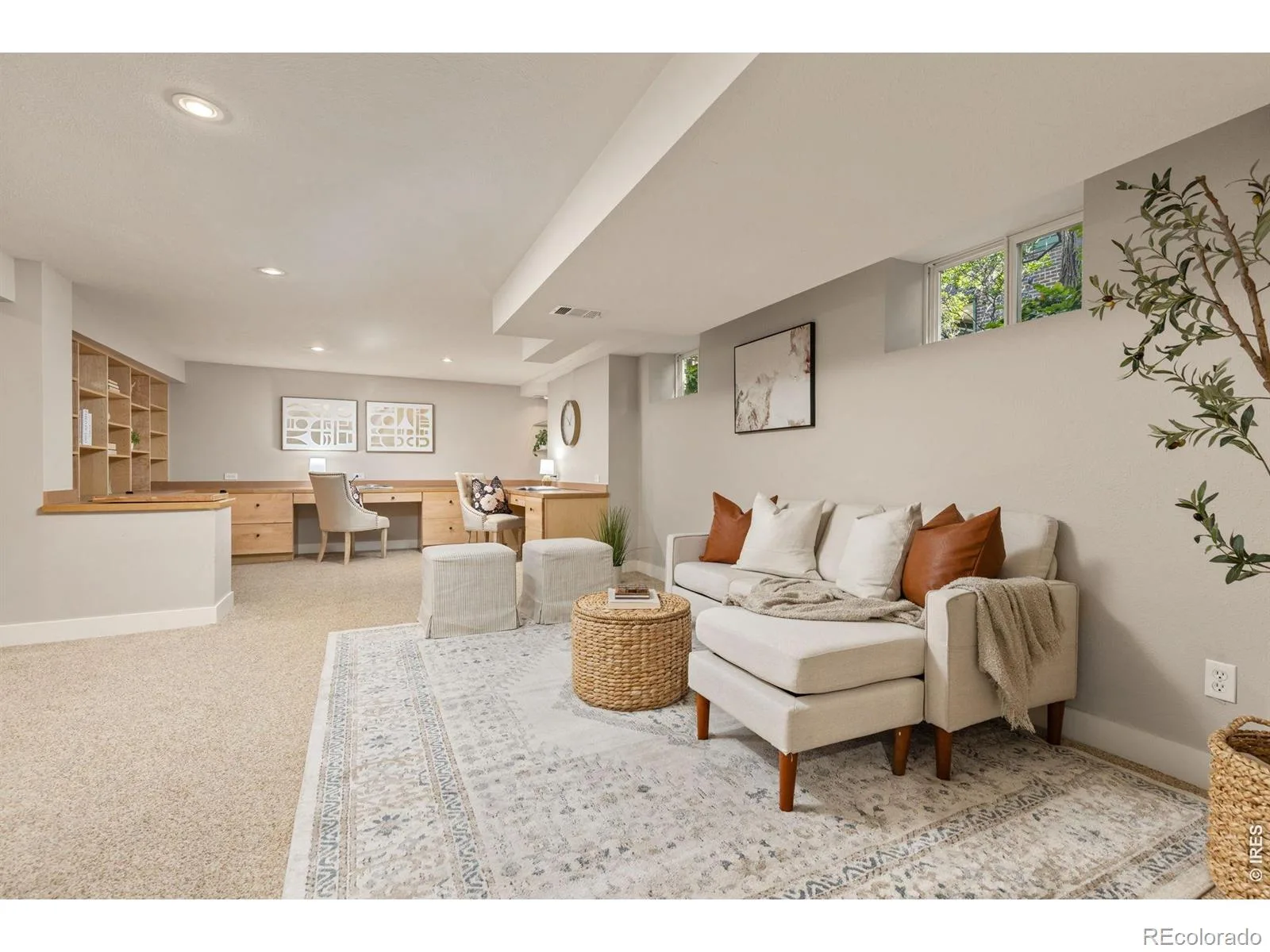 2257 Ivanhoe Street Denver CO 80207 MLS #RECIR1063484 07072026160013 1600 18