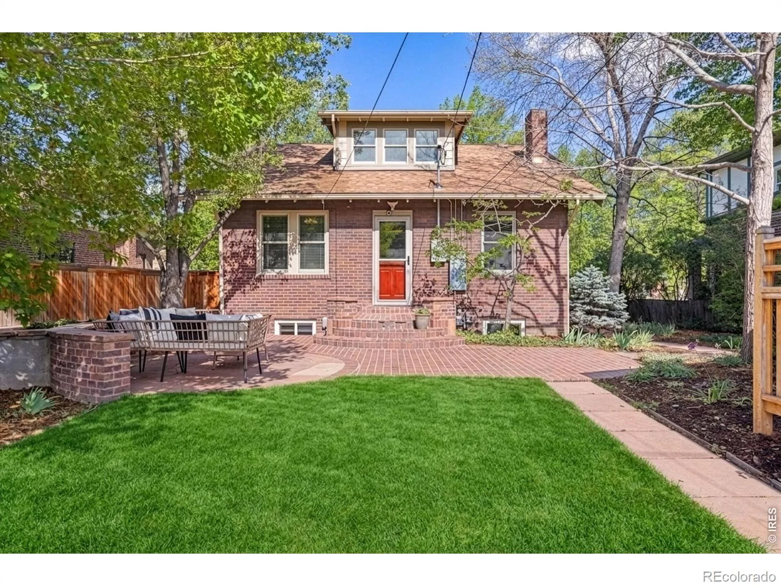 2257 Ivanhoe Street Denver CO 80207 MLS #RECIR1063484 07072026160013 1600 25