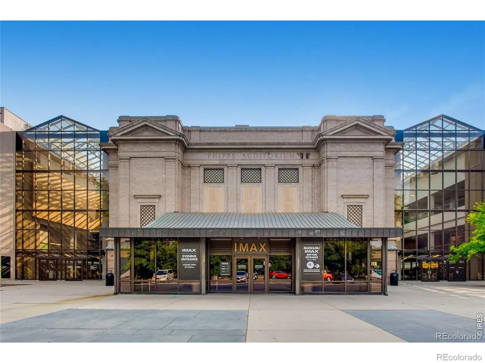 2257 Ivanhoe Street Denver CO 80207 MLS #RECIR1063484 07072026160013 1600 37