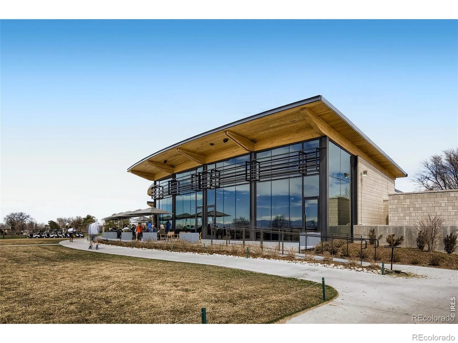 2257 Ivanhoe Street Denver CO 80207 MLS #RECIR1063484 07072026160013 1600 38
