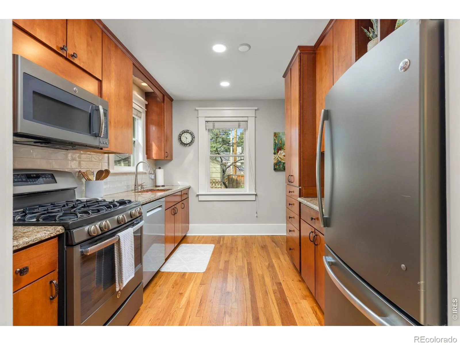 2257 Ivanhoe Street Denver CO 80207 MLS #RECIR1063484 07072026160013 1600 7