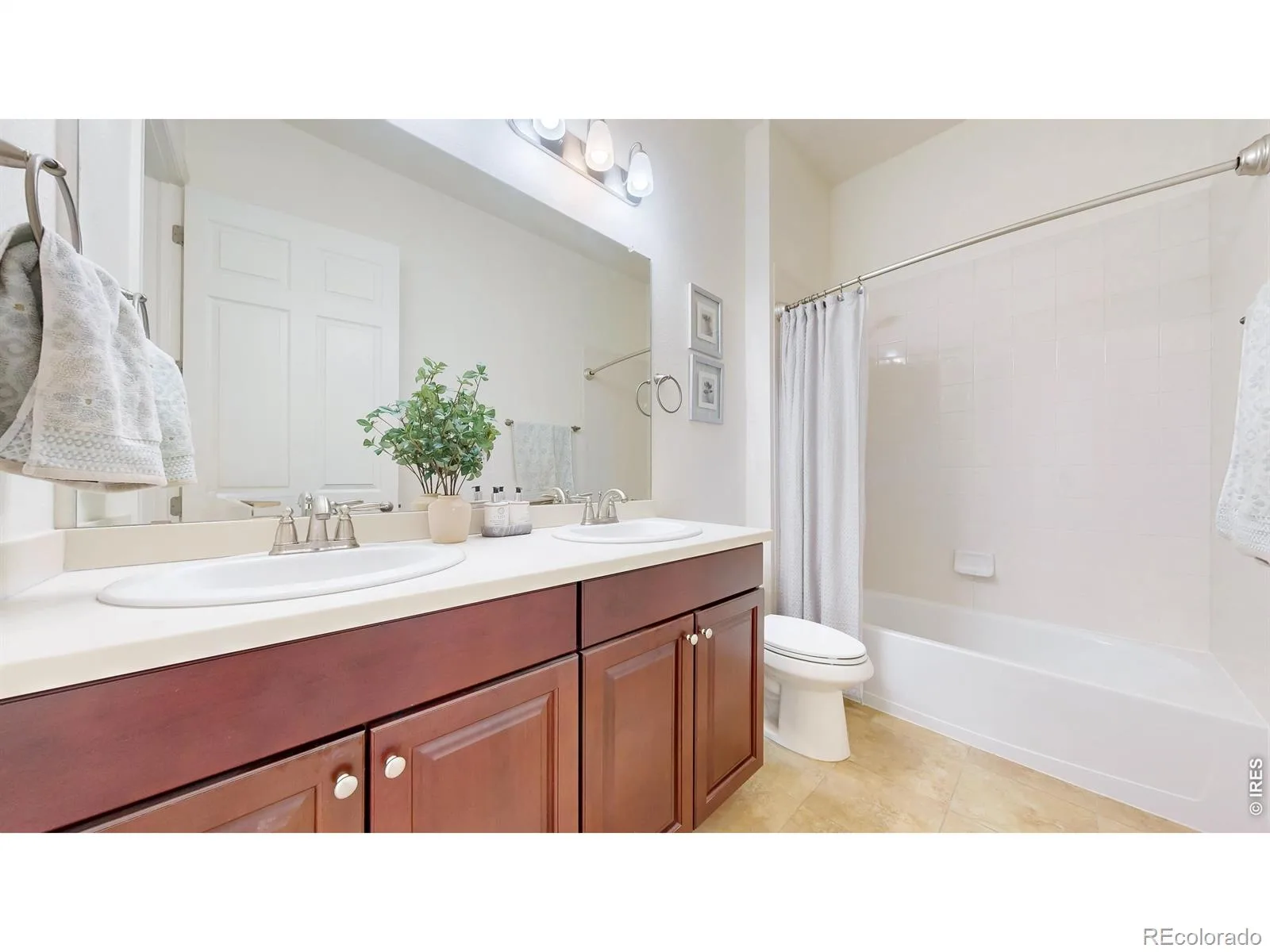 8465 Poppy Street Arvada CO 80007 MLS #RECIR1063553 07082026165310 1600 23