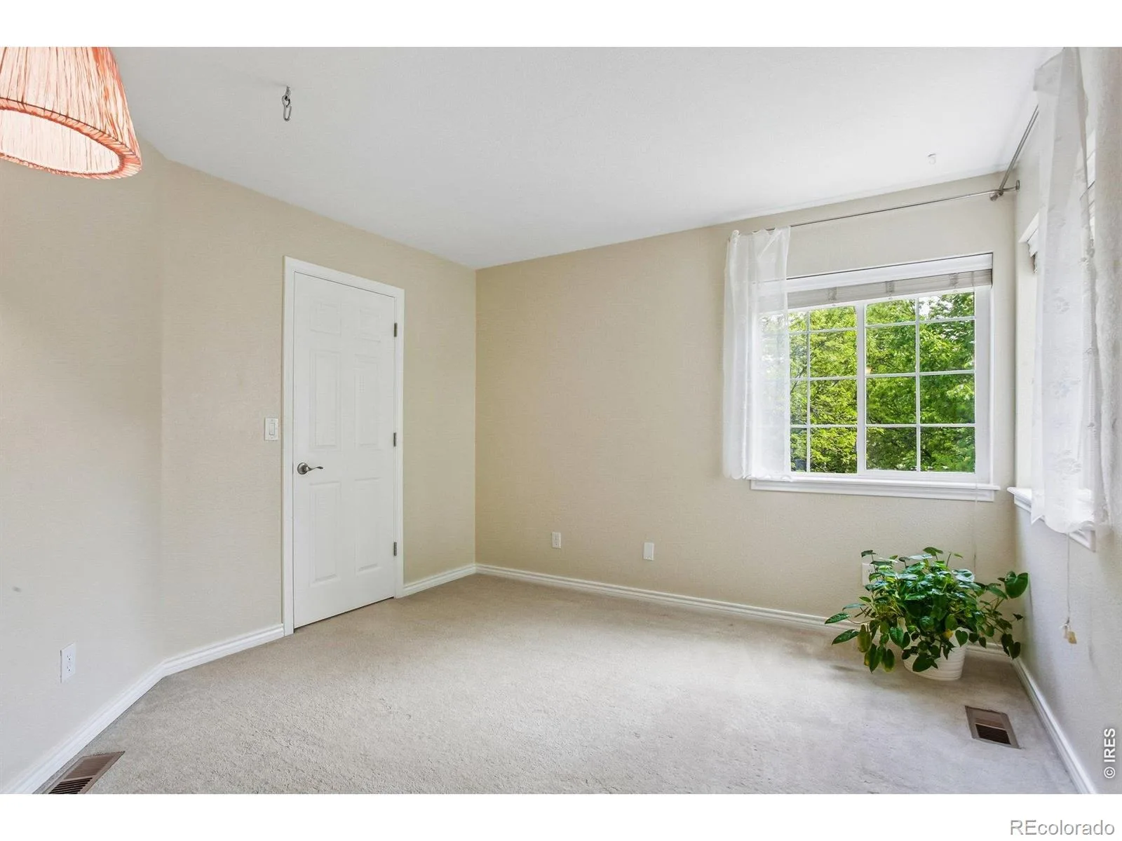 4219 Prairie Fire Circle Longmont CO 80503 | MLS #RECIR1063573 07082026154453 1600 19