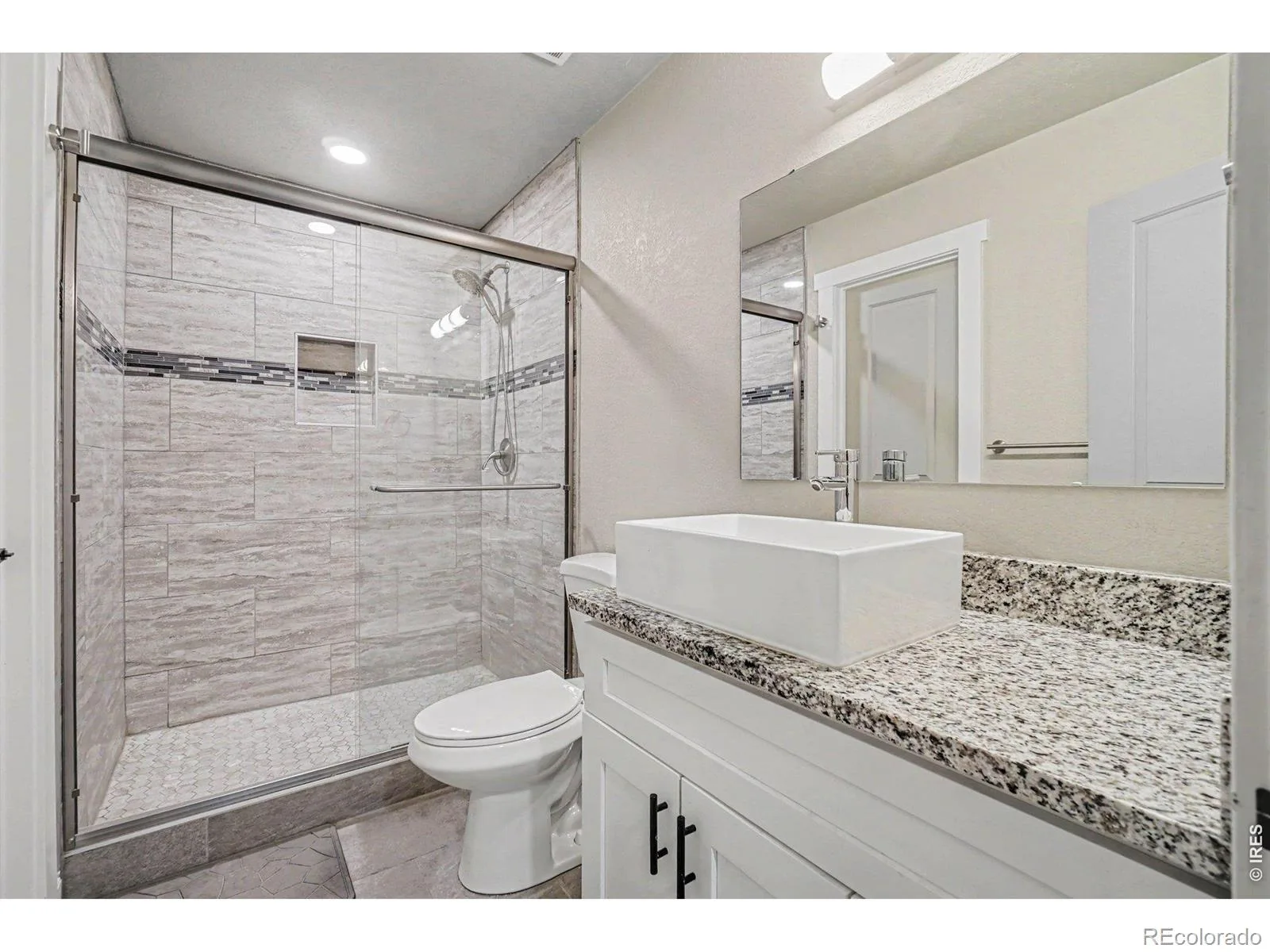 911 Harrison Drive Lafayette CO 80026 | MLS #RECIR1063583 07082026165538 1600 13