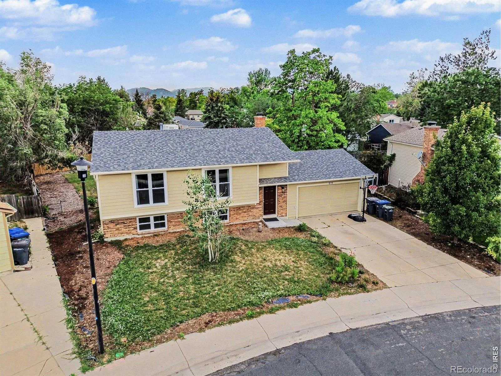 911 Harrison Drive Lafayette CO 80026 | MLS #RECIR1063583 07082026165538 1600 2