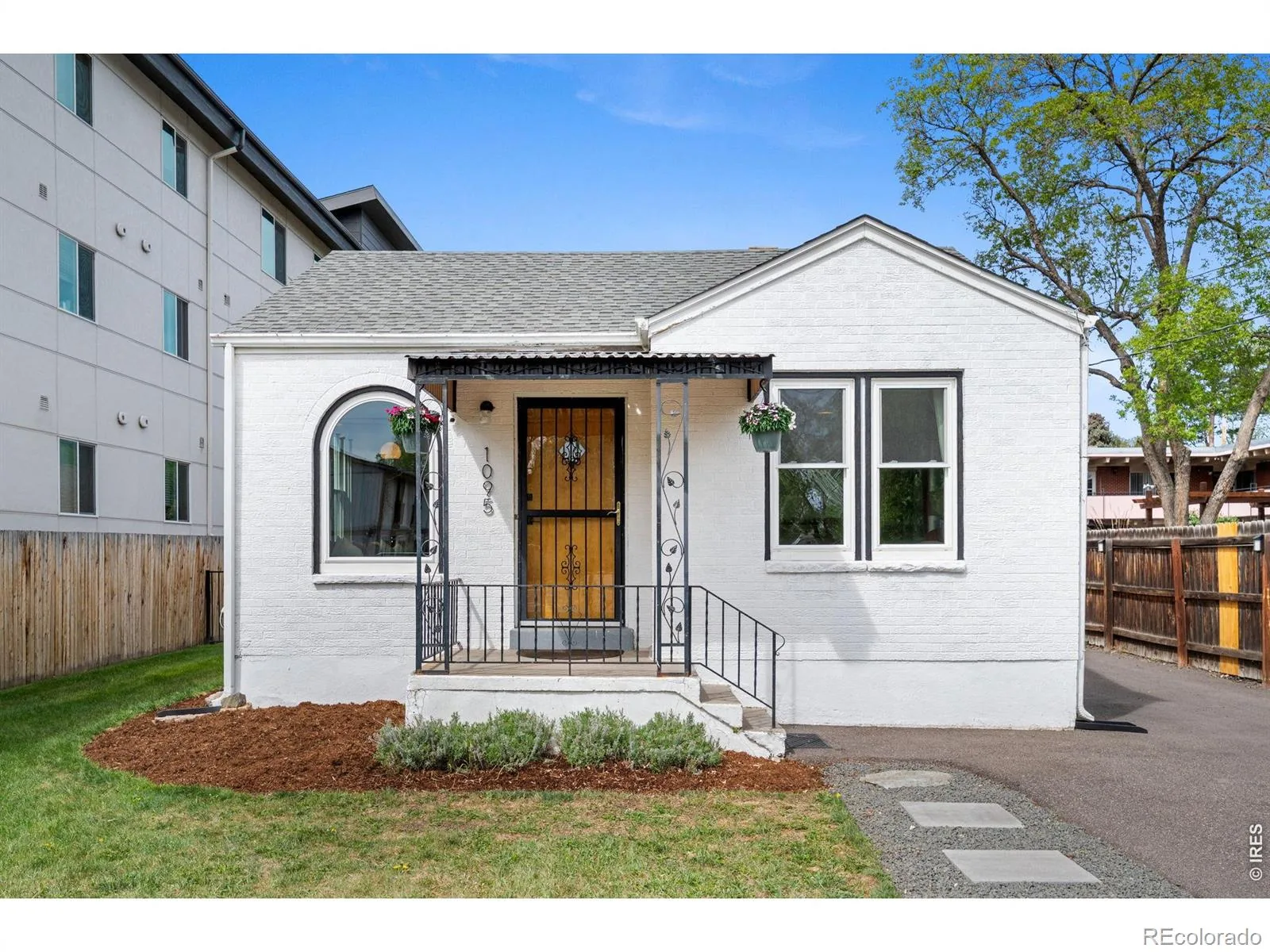 1095 Carr Street Lakewood CO 80214 MLS #RECIR1063586 07082026165246 1600 1