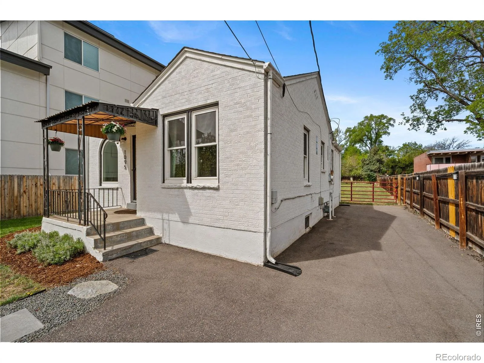 1095 Carr Street Lakewood CO 80214 MLS #RECIR1063586 07082026165246 1600 3