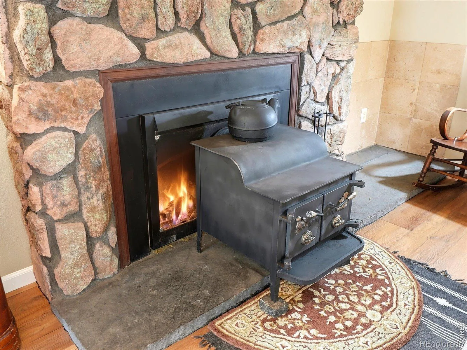 32307 Sylvan Road Golden CO 80403 | MLS #RECIR1063612 08202026003855 1600 19