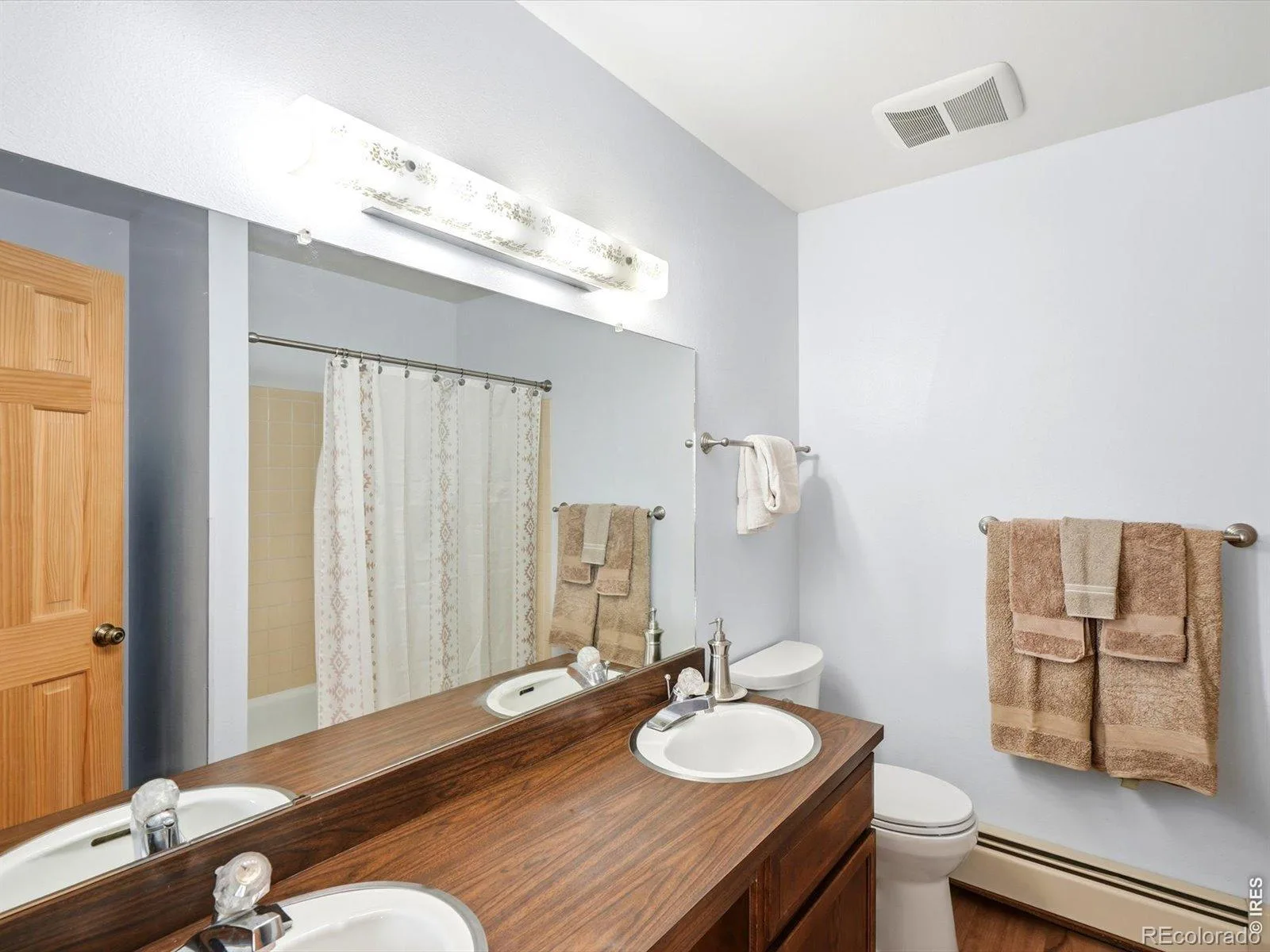 32307 Sylvan Road Golden CO 80403 | MLS #RECIR1063612 08202026003855 1600 22
