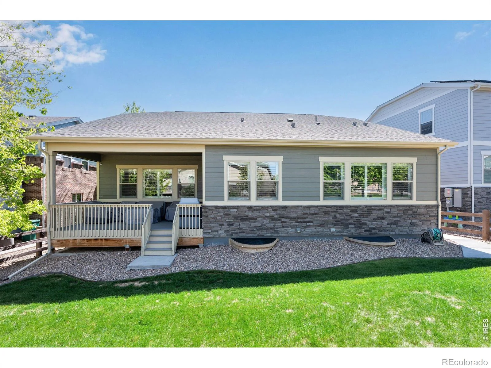 6807 S Riverwood Way Aurora CO 80016 MLS #RECIR1063657 07092026224514 1600 32