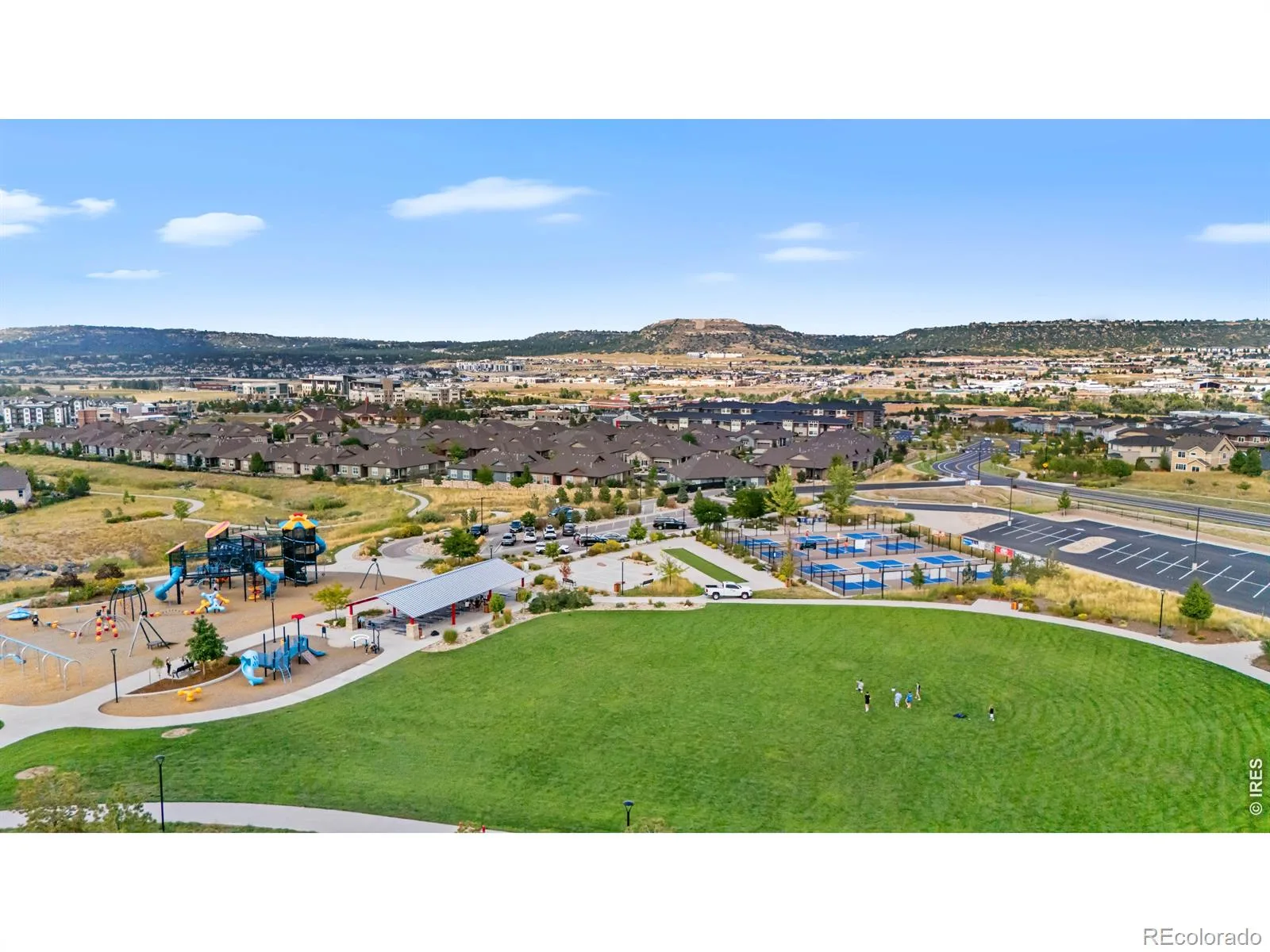532 Oakwood Drive #E207 Castle Rock CO 80104 | MLS #RECIR1063708 07092026180743 1600 36