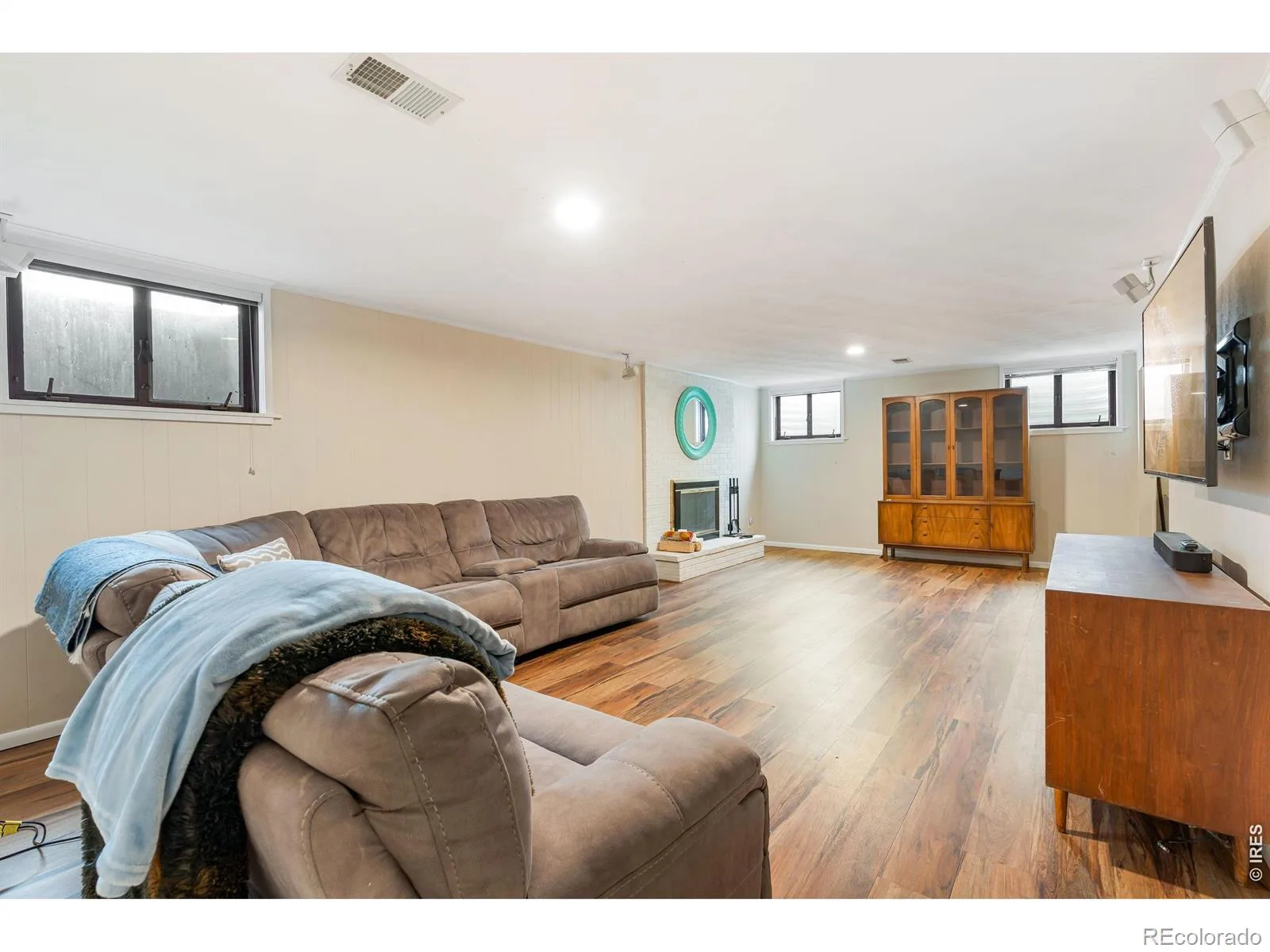 2795 E Euclid Avenue Centennial CO 80121 MLS #RECIR1063736 07092026220031 1600 17