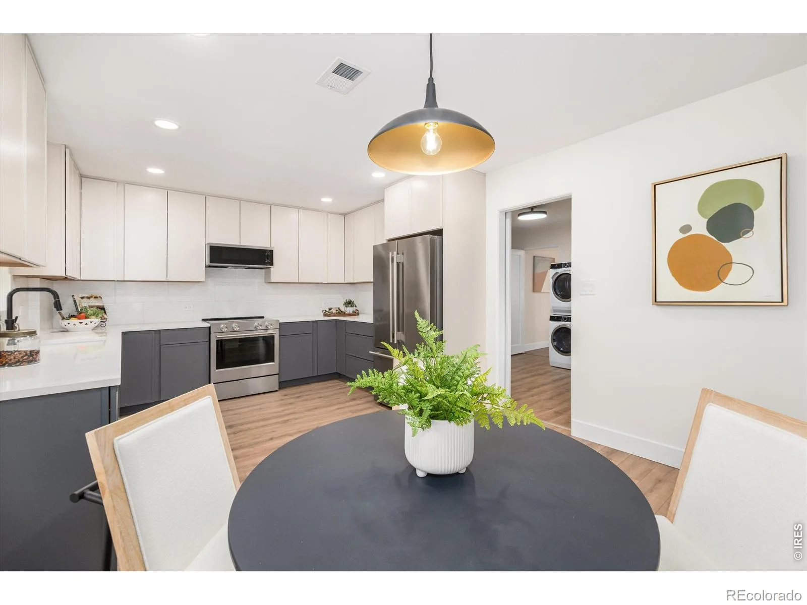 2015 N Monaco Denver CO 80207 MLS #RECIR1063748 07092026193936 1600 25