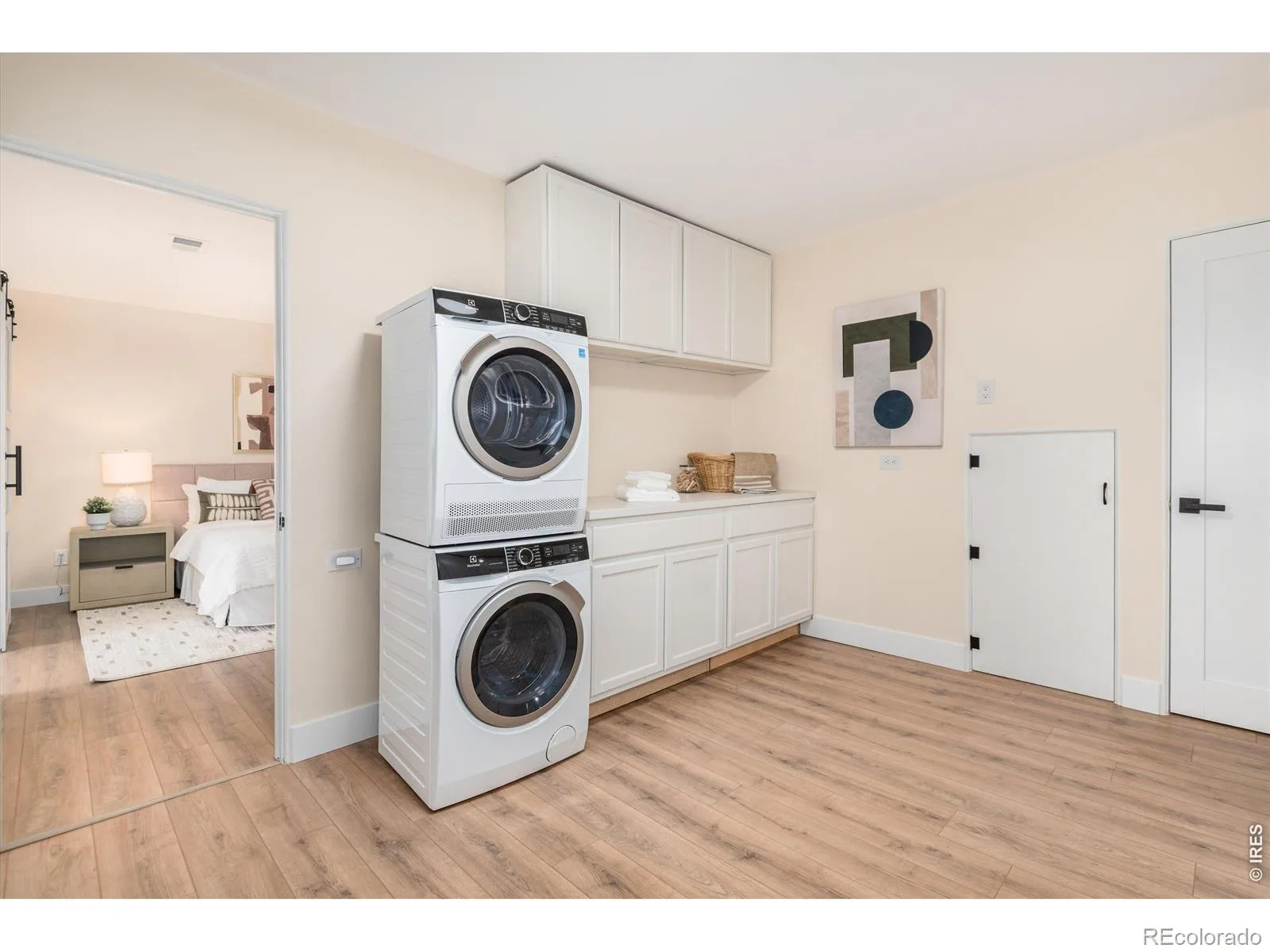 2015 N Monaco Denver CO 80207 MLS #RECIR1063748 07092026193936 1600 29