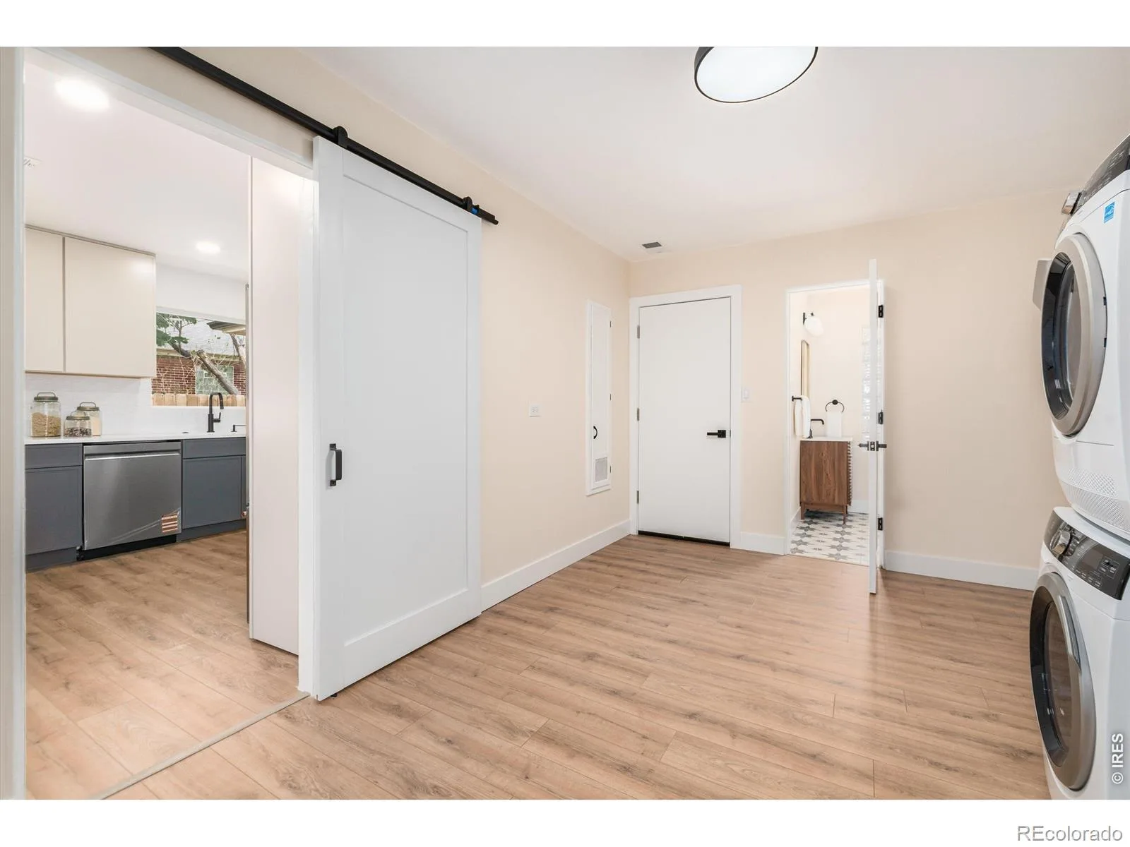 2015 N Monaco Denver CO 80207 MLS #RECIR1063748 07092026193936 1600 30