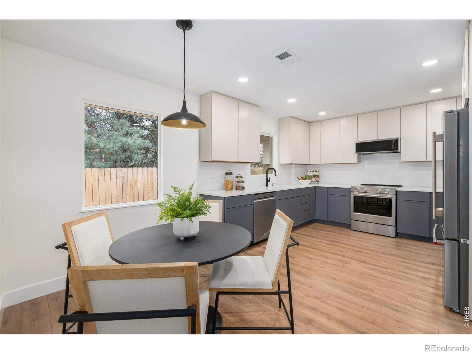 2015 N Monaco Denver CO 80207 MLS #RECIR1063748 07092026193936 1600 5