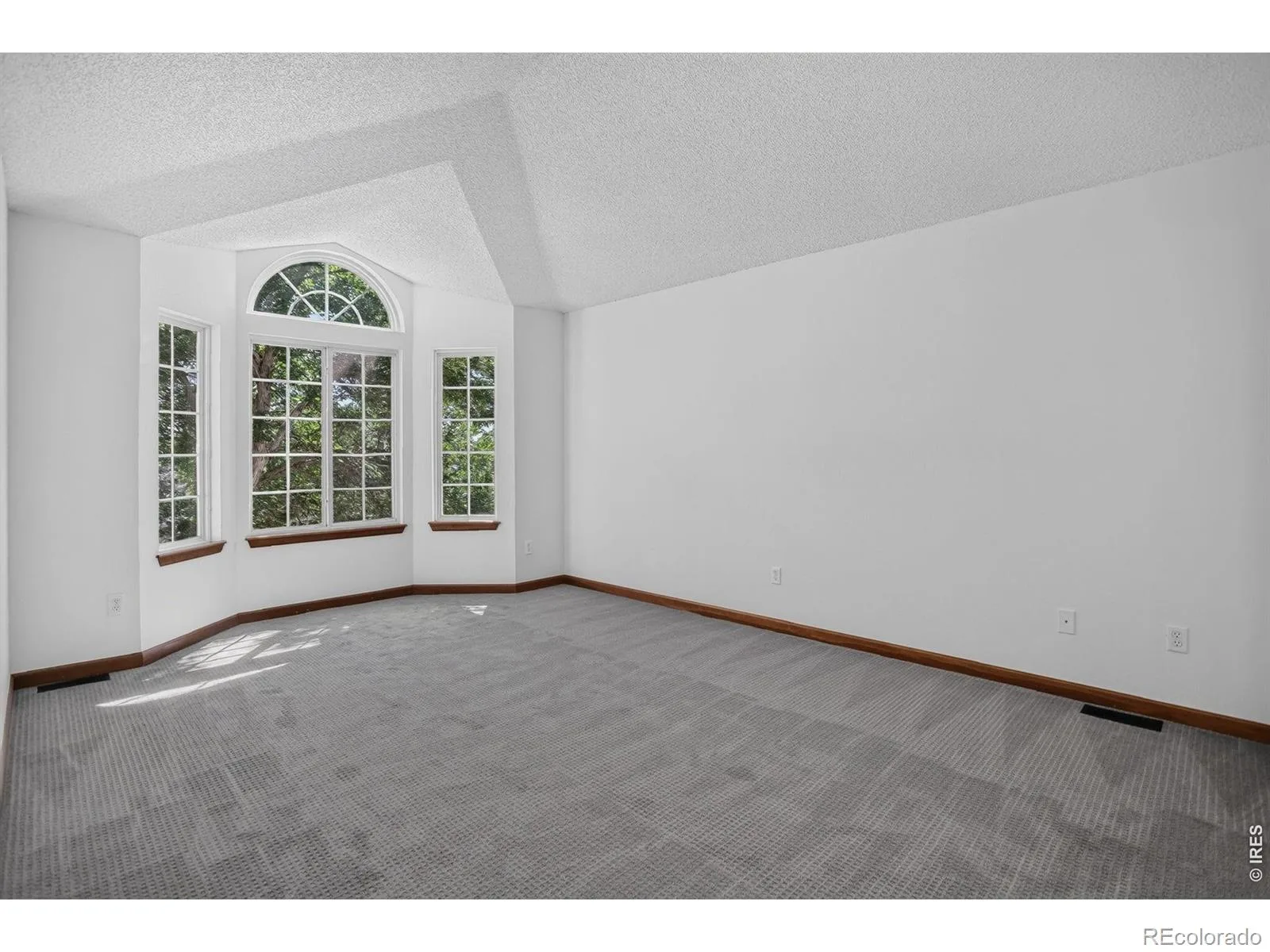 2143 Imperial Lane Superior CO 80027 | MLS #RECIR1063845 07102026141111 1600 24