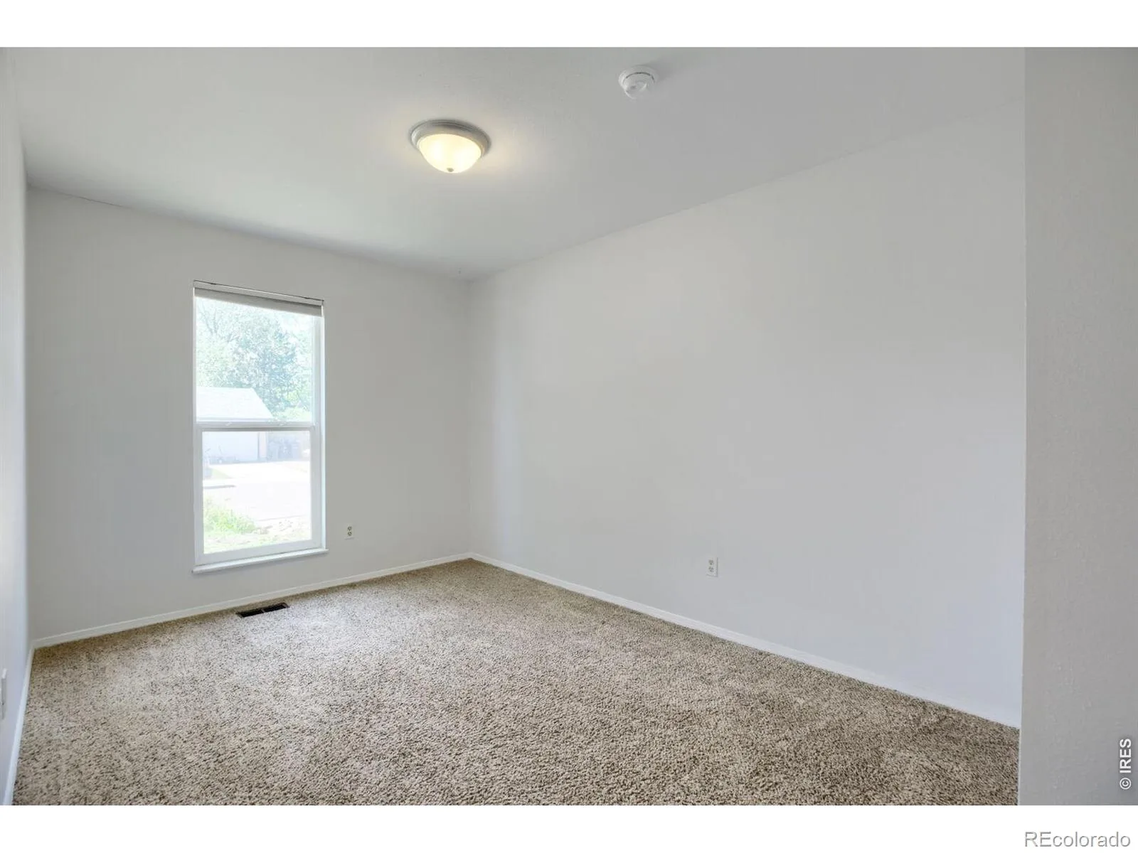 621 Glenwood Drive Lafayette CO 80026 | MLS #RECIR1063880 08112026003814 1600 19