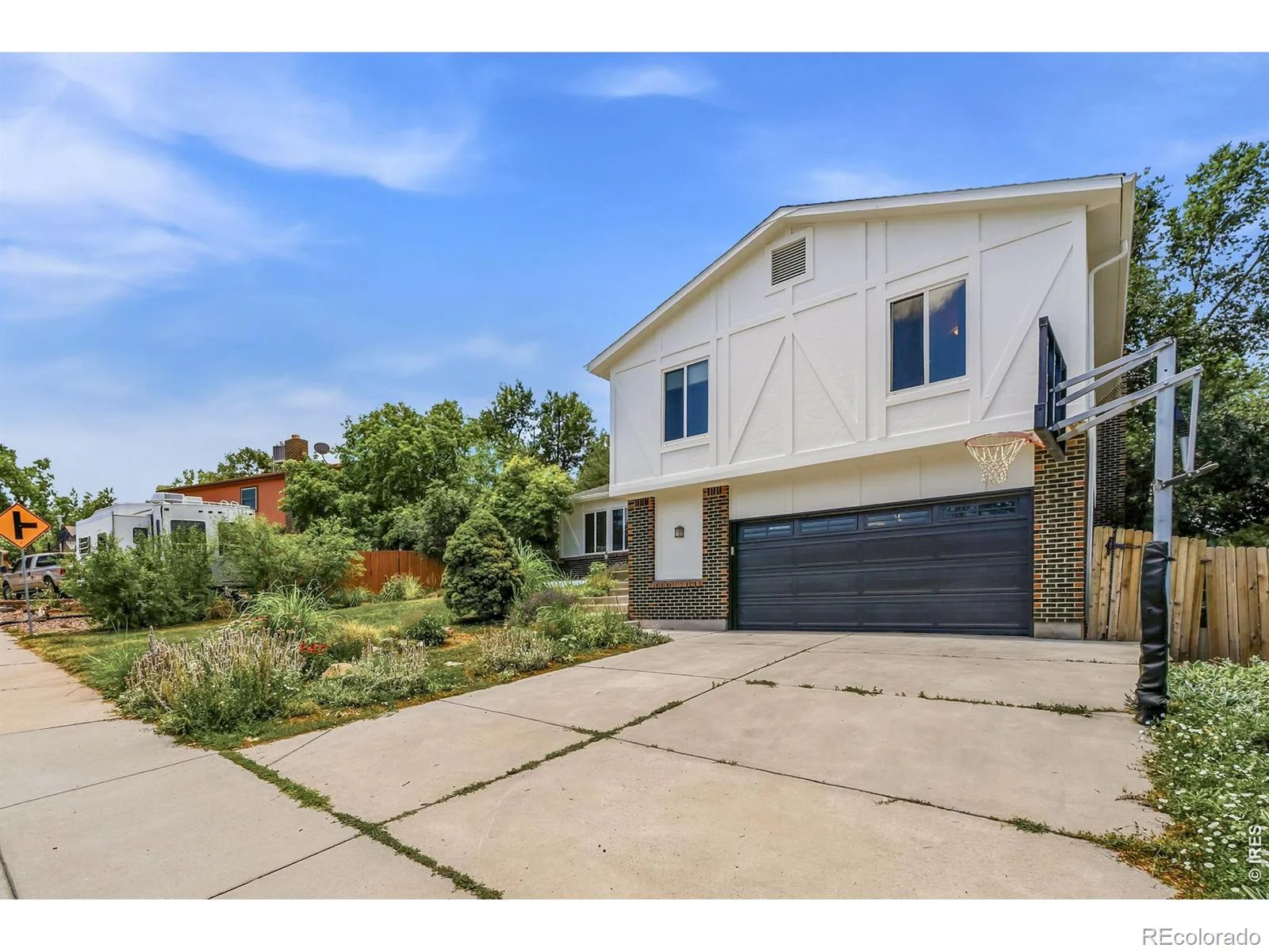 6733 Coors Street Arvada CO 80004 MLS #RECIR1063910 07132026064613 1600 33