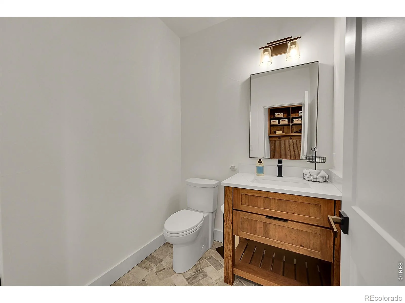 50 Skyhawk Way Parker CO 80138 | MLS #REC3969500 07132026064227 1600 25