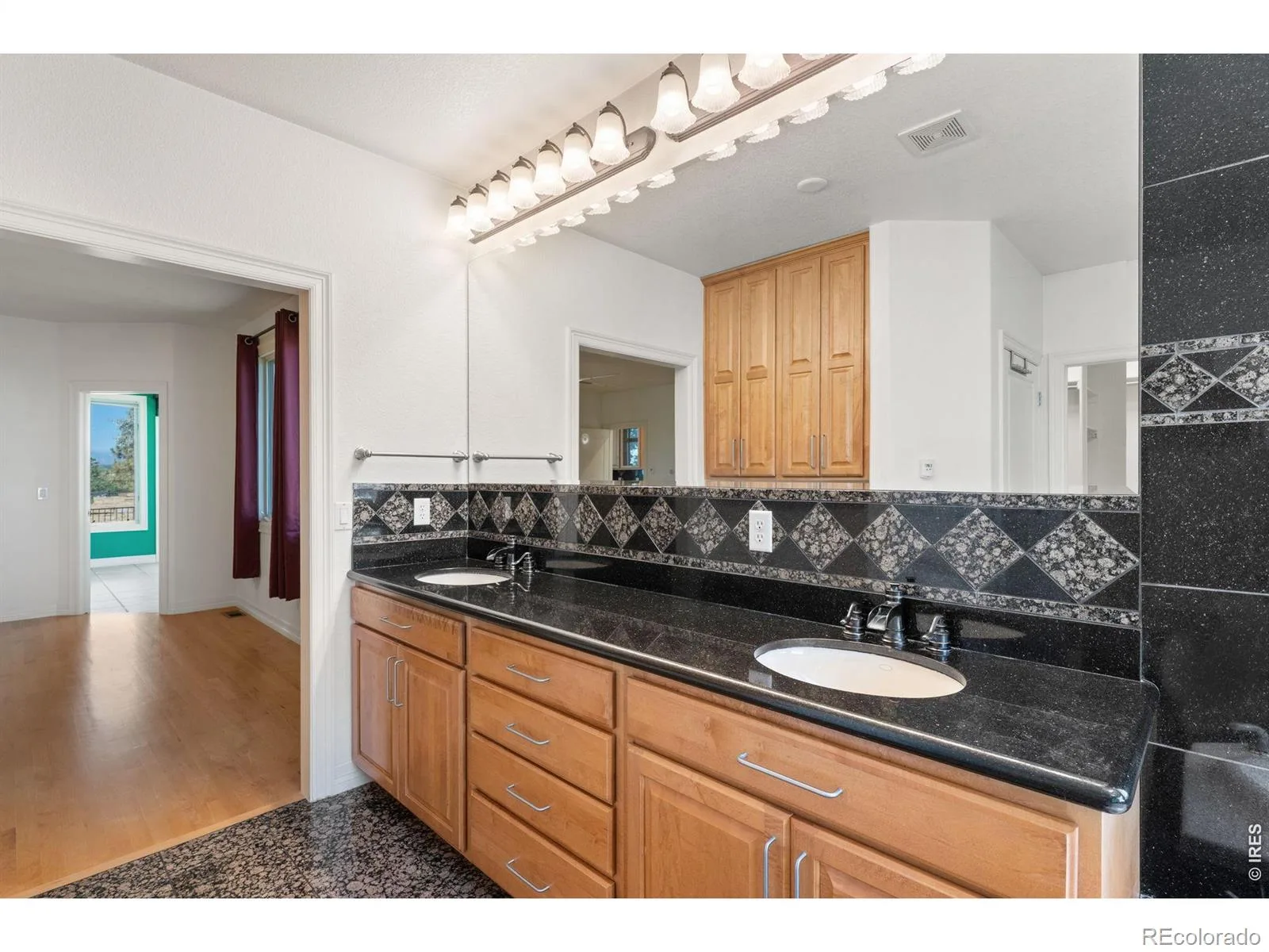 977 Thorncreek Court Thornton CO 80241 | MLS #RECIR1063968 07132026064138 1600 12