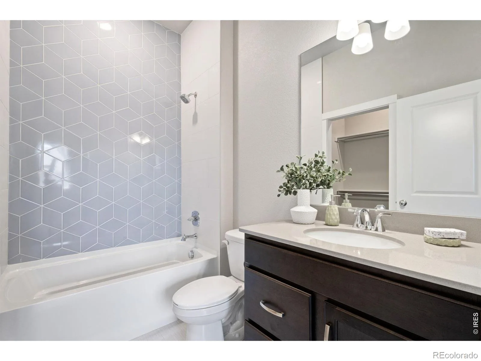 350 High Point Drive #108 #C Longmont CO 80504 | MLS #RECIR1064005 07302026151828 1600 15