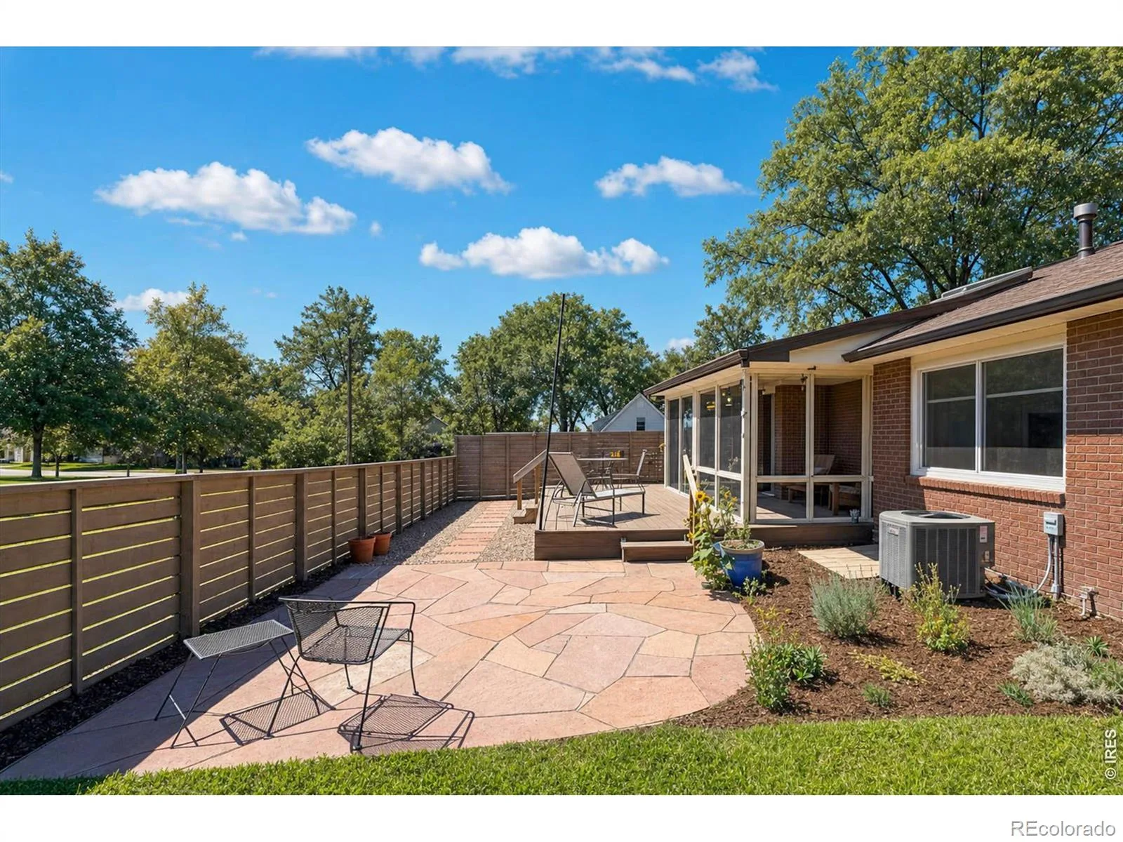 300 Crestridge Lane Longmont CO 80501 | MLS #RECIR1064092 07242026020541 1600 44