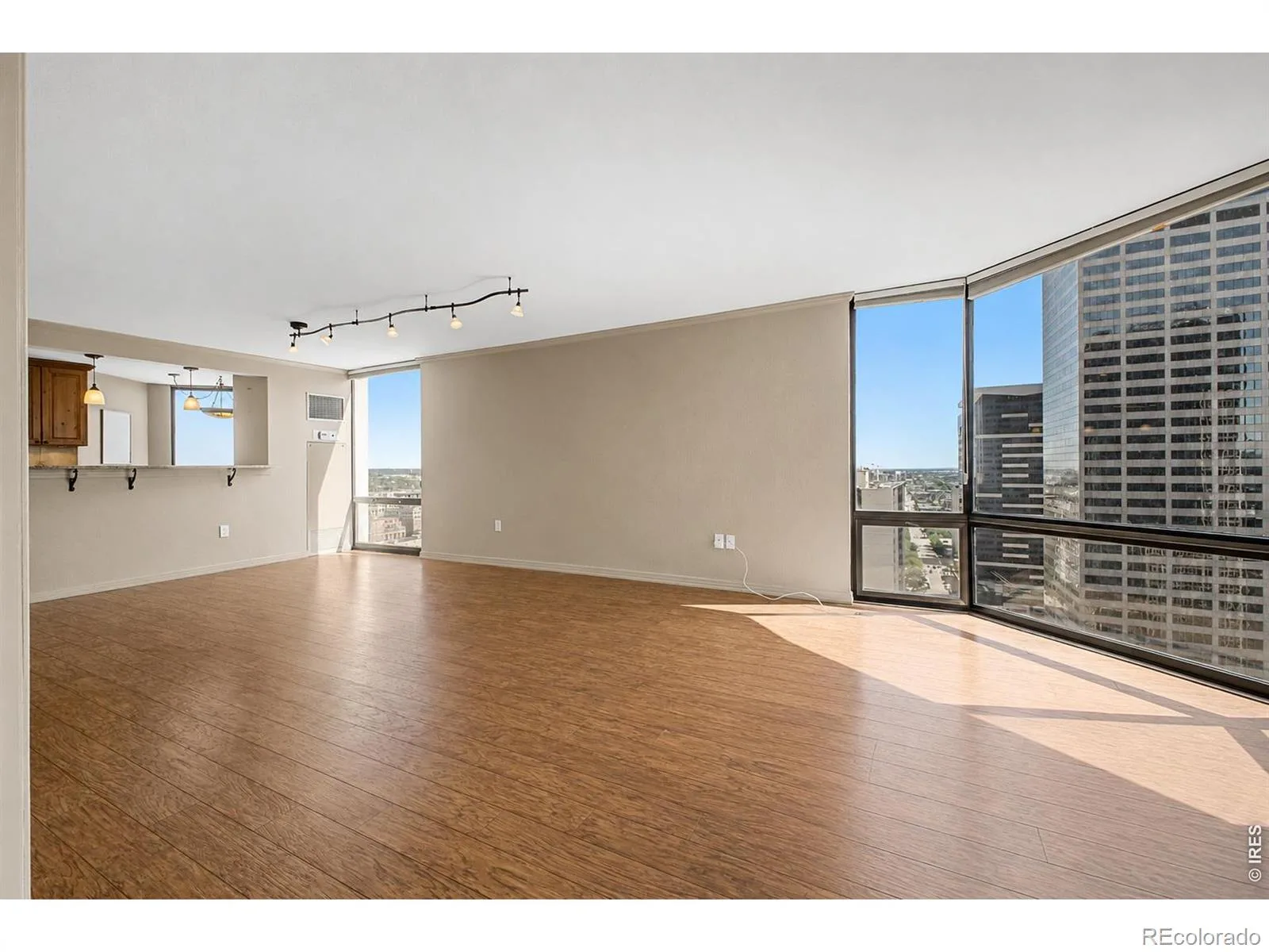 1625 Larimer Street #2805 Denver CO 80202 MLS #RECIR1064121 07142026172426 1600 20