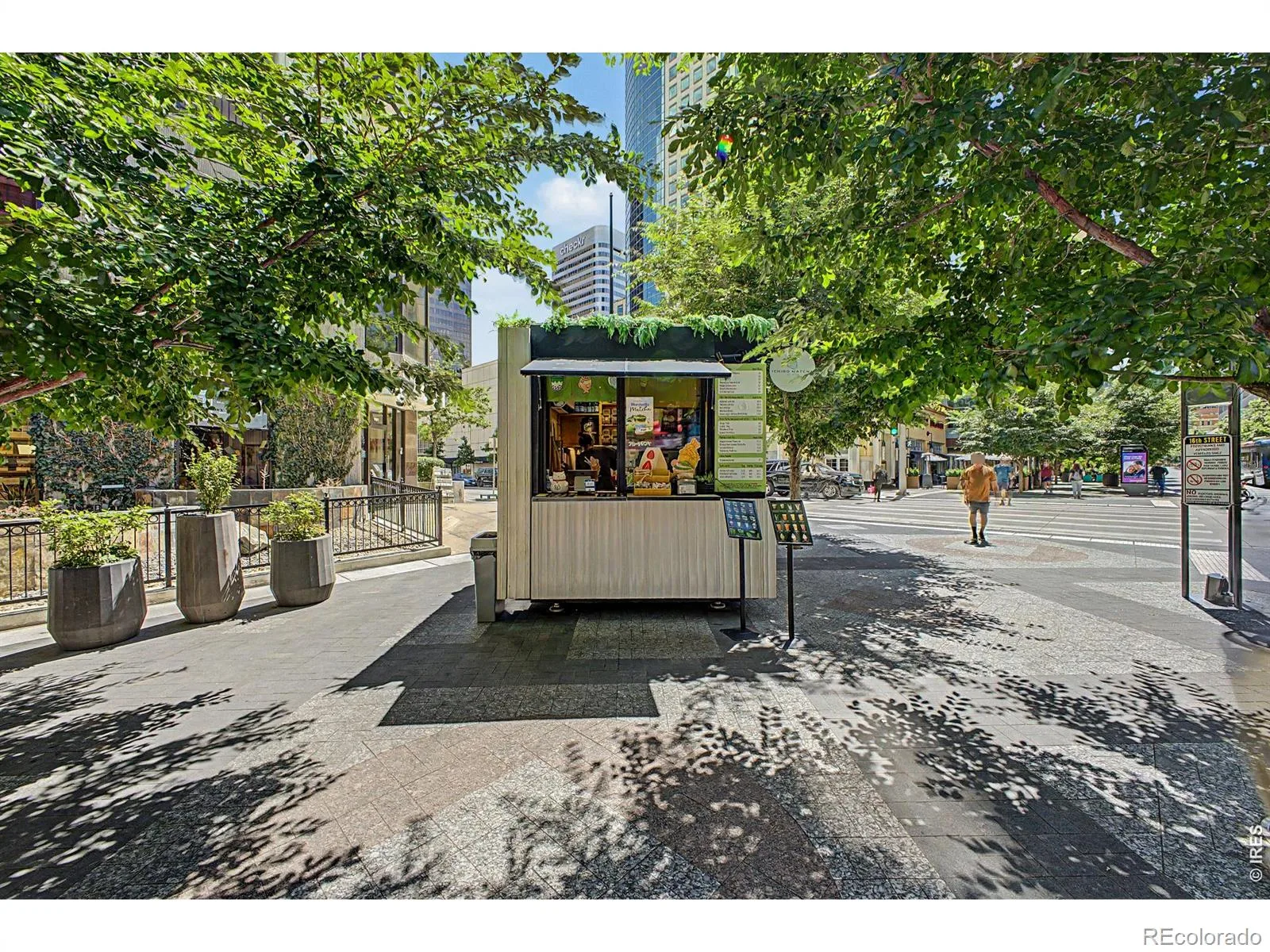 1625 Larimer Street #2805 Denver CO 80202 MLS #RECIR1064121 07142026172426 1600 38