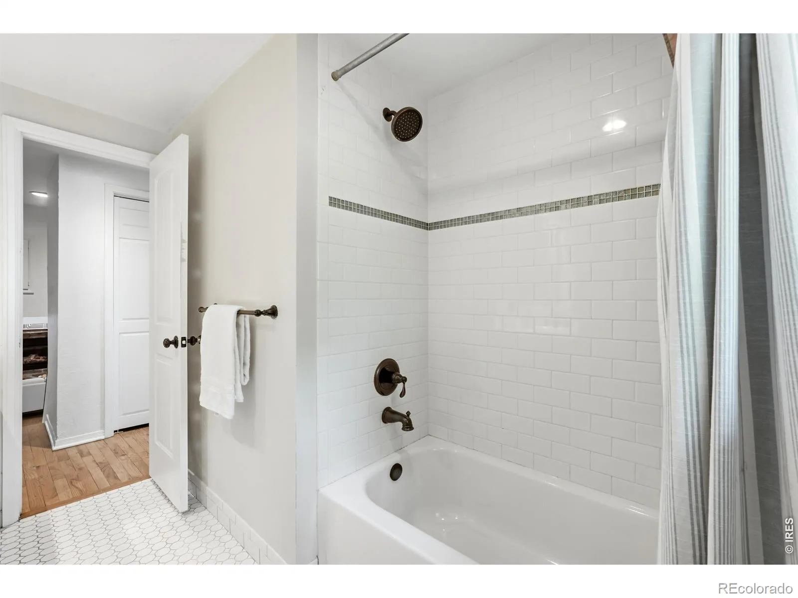 5000 S Chester Street Greenwood Village CO 80111 | MLS #RECIR1064125 08262026222744 1600 33