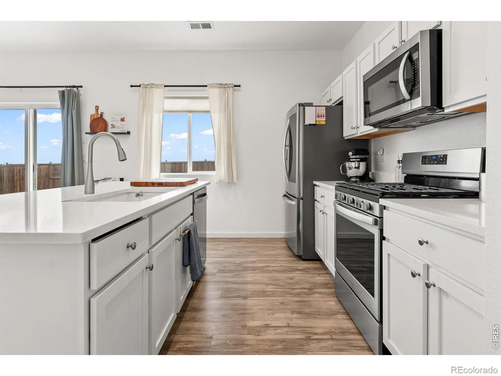 1246 Sherman Drive Dacono CO 80514 | MLS #RECIR1064133 07142026183757 1600 15